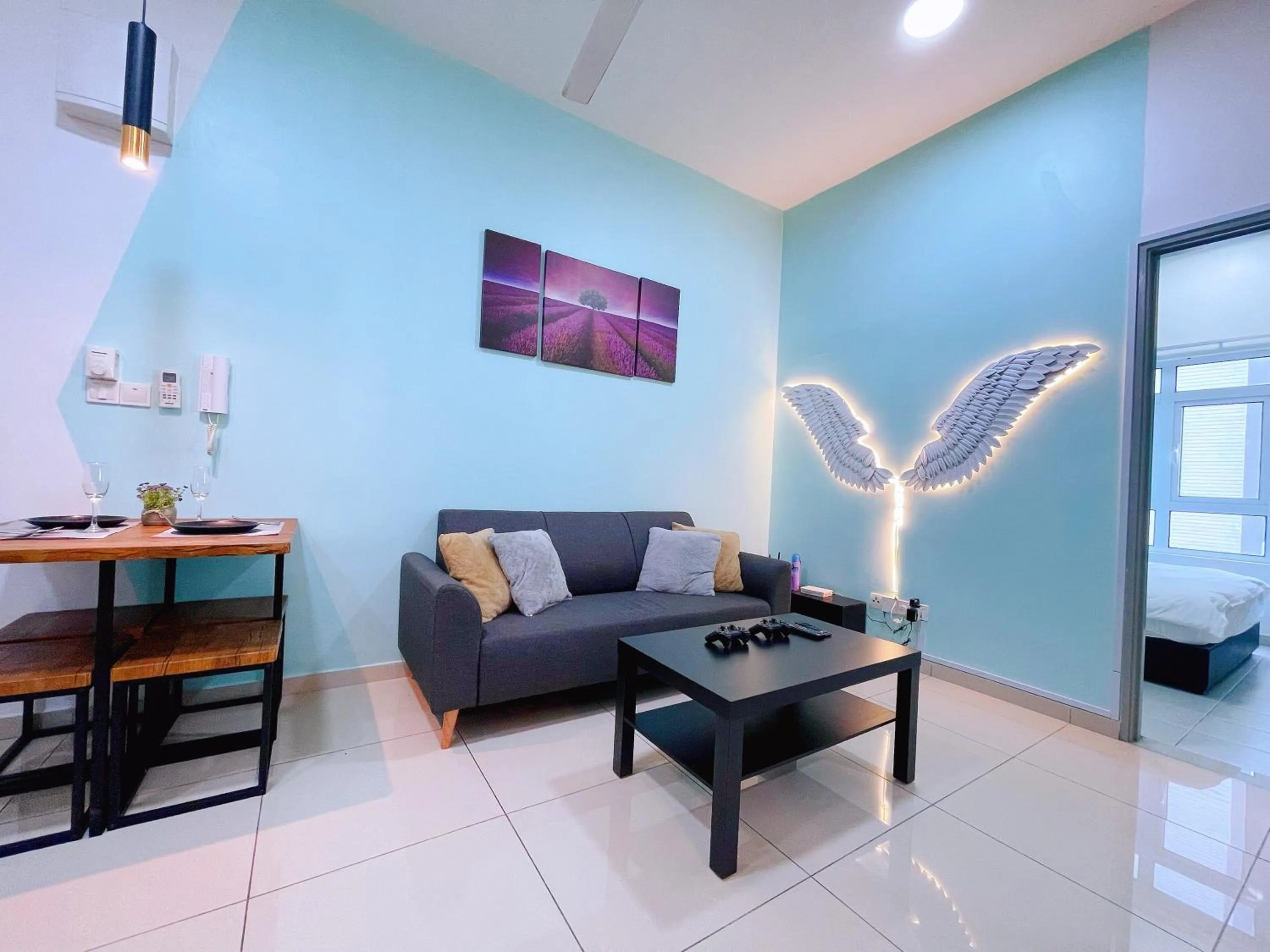 Living room, Bed in MesaHill Homestay, Nilai by S&T Homez