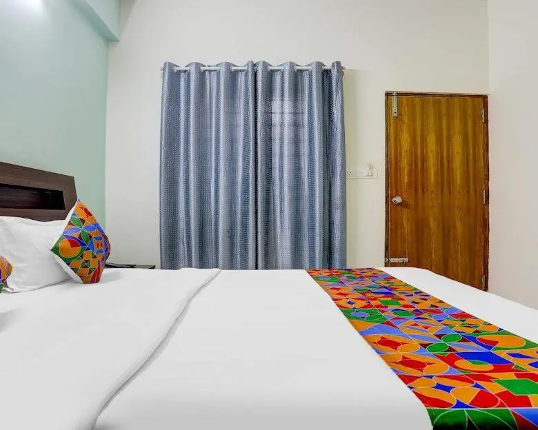 Bed in Hotel Royal Suites - Yeshwanthpur