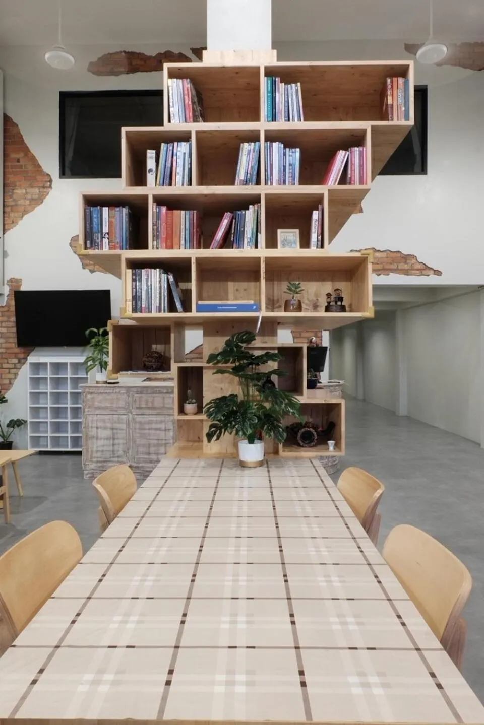 Library in THE BELONG BOUTIQUE HOTEL