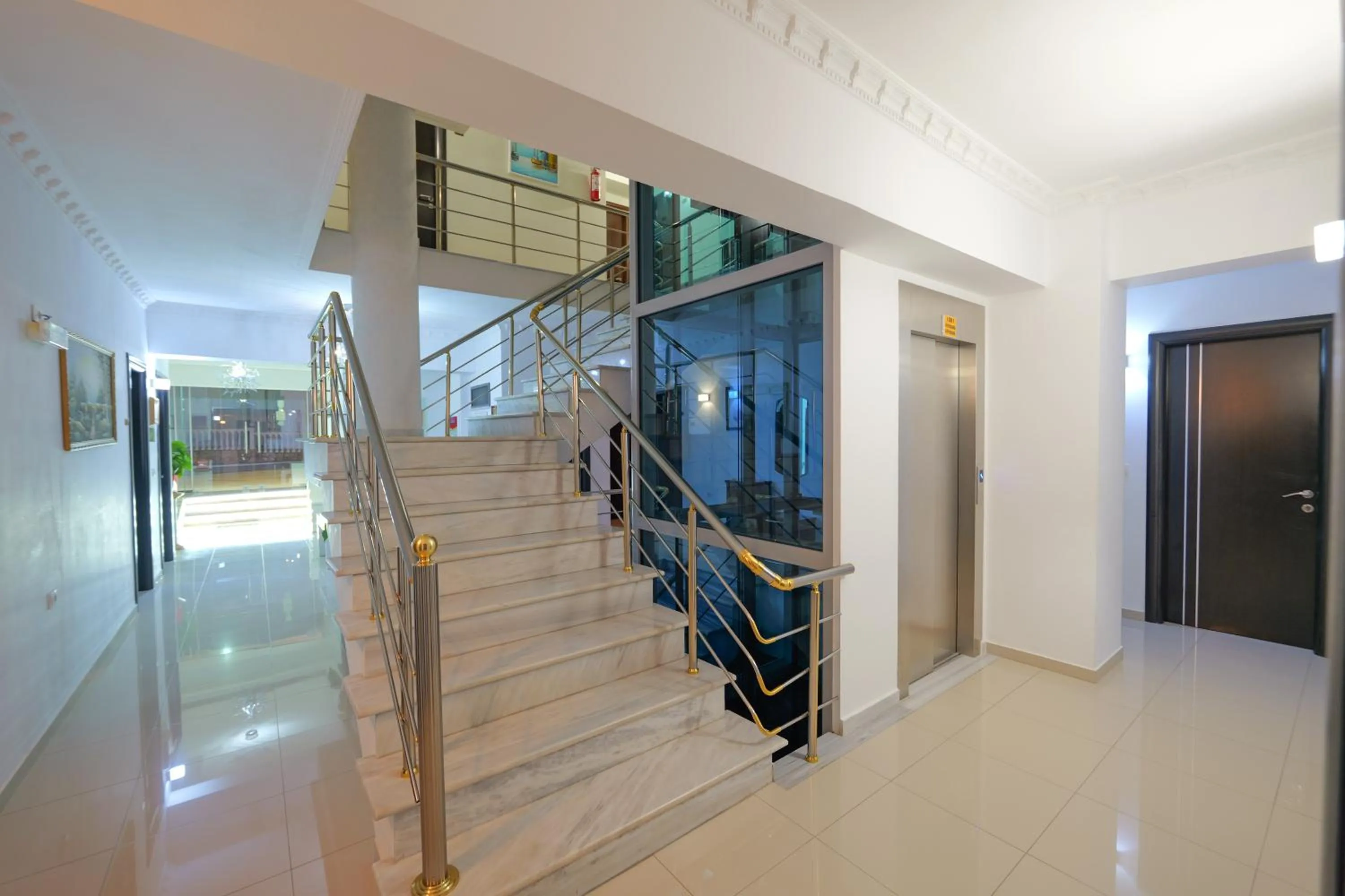 Facade/entrance in Hotel Iliria