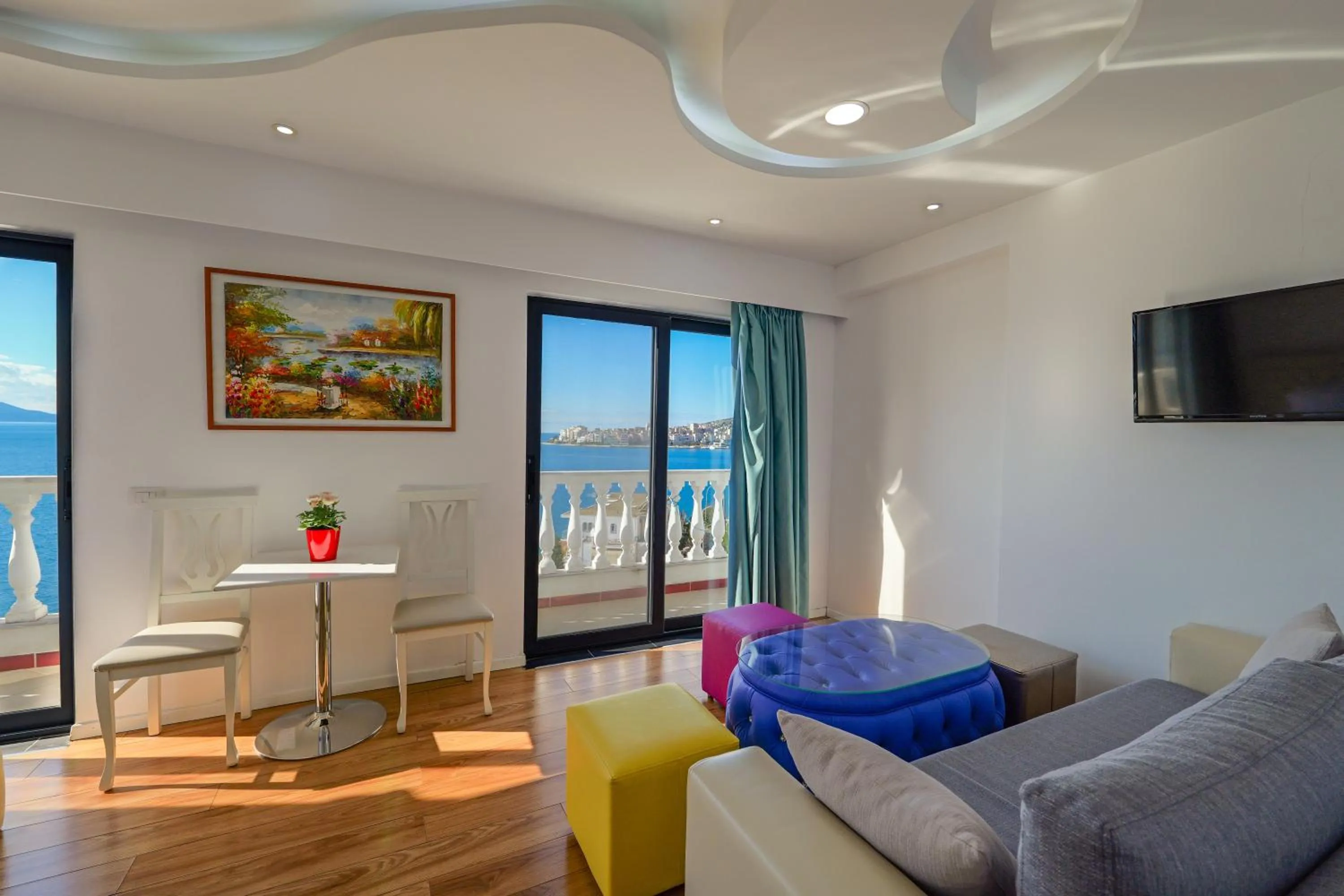 TV and multimedia in Hotel Iliria