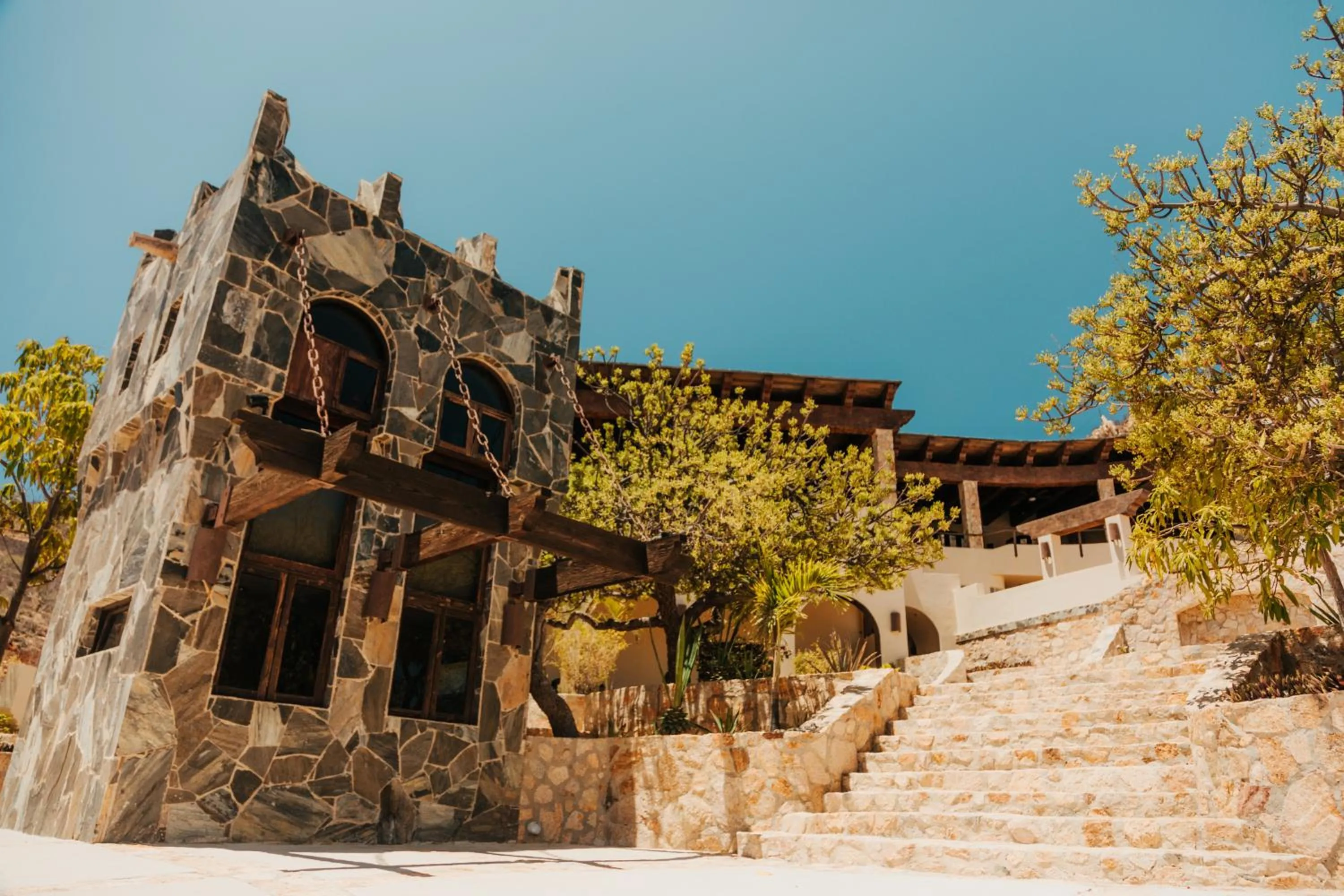 Property building in Castillo Blarney Inn