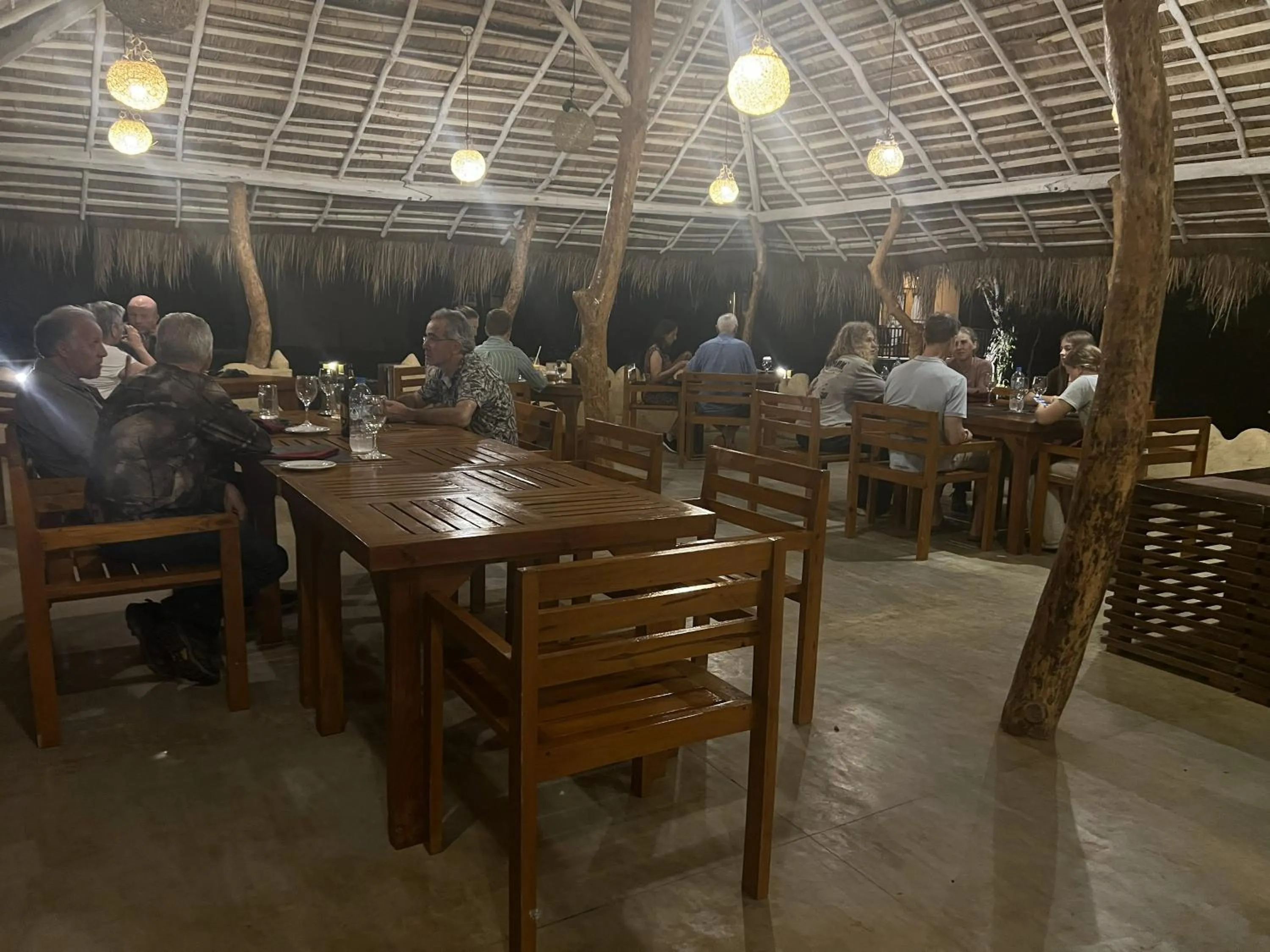 Restaurant/places to eat in Saffron Lake Yala