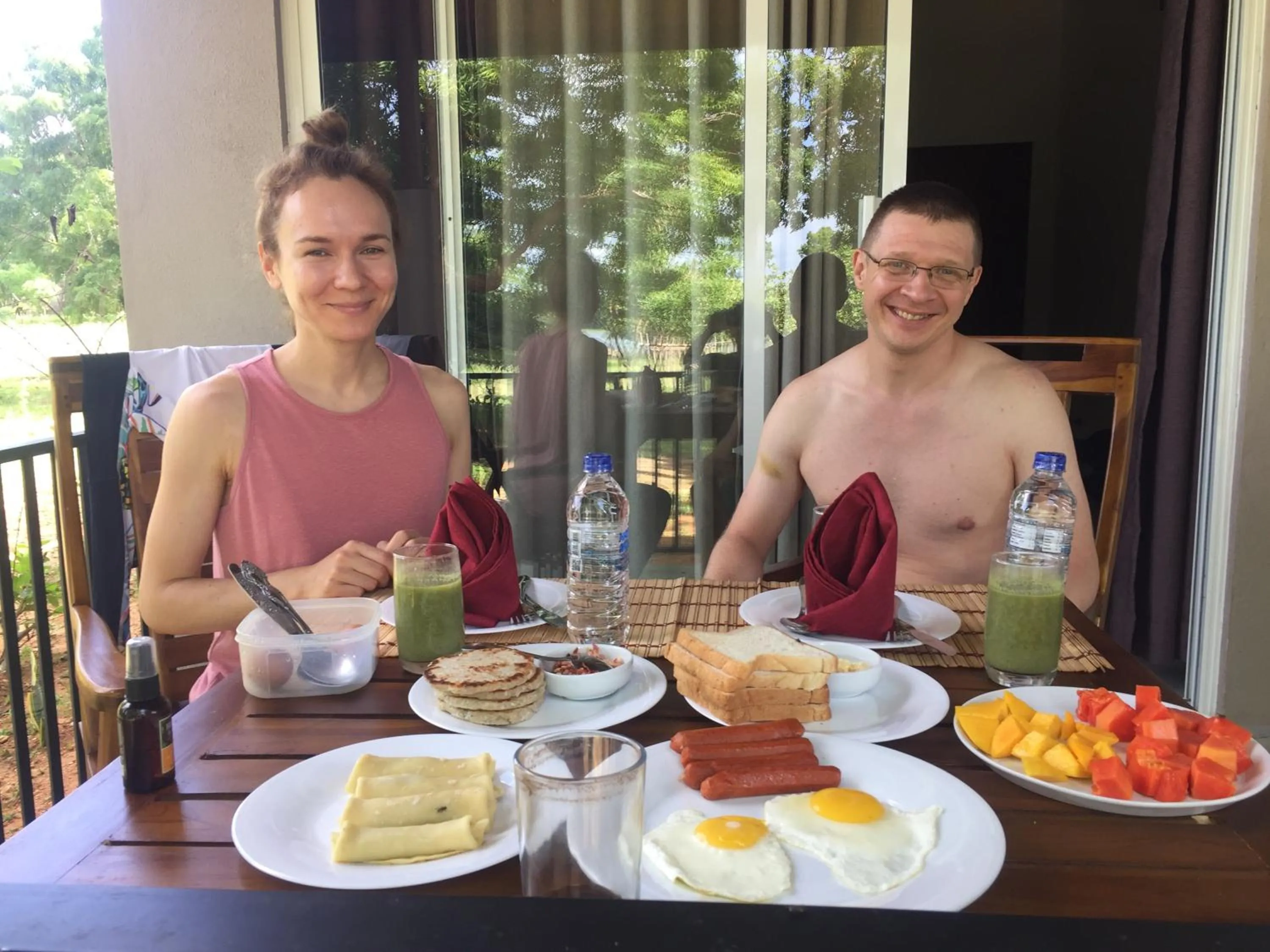 Buffet breakfast in Saffron Lake Yala