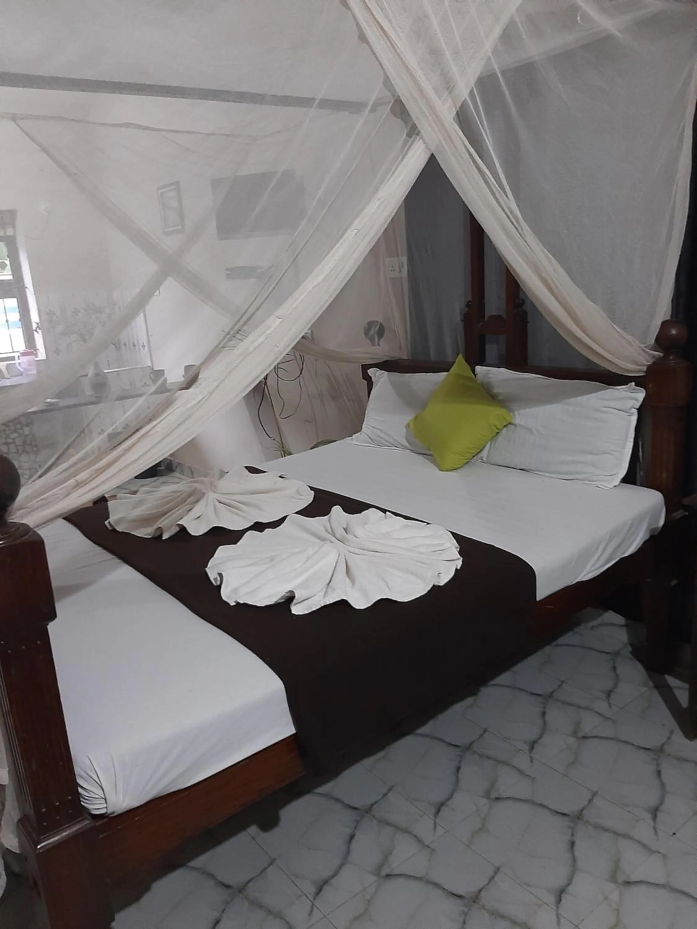 Deluxe King Room - single occupancy in Casa Almeida by Legends Hotels