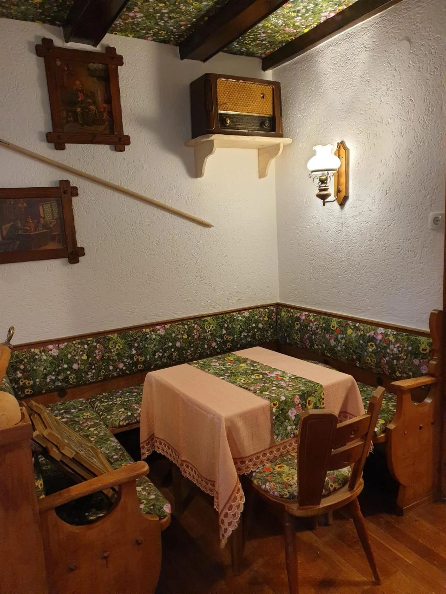 Restaurant/places to eat in Gungl Stubn