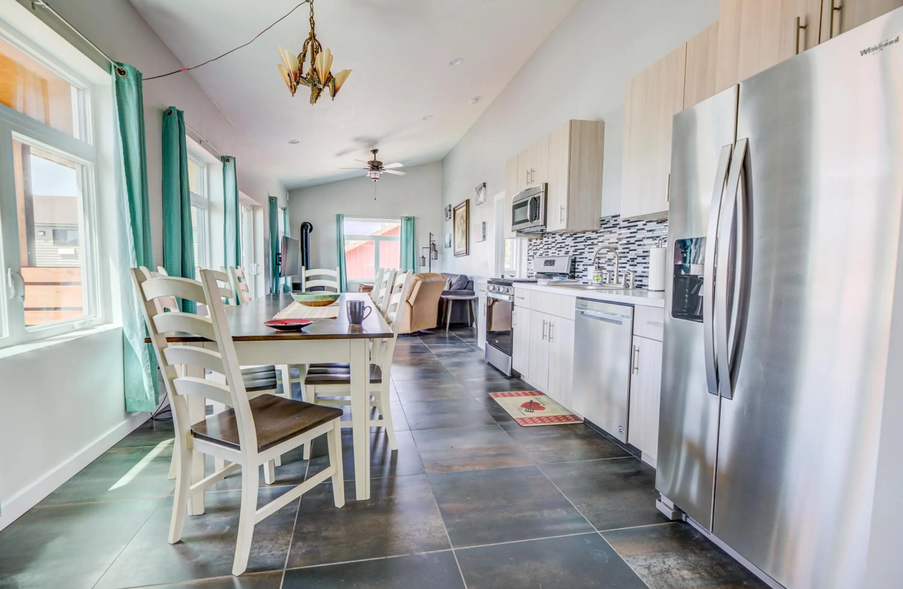 Kitchen or kitchenette in Castle in the Sky Unit Z