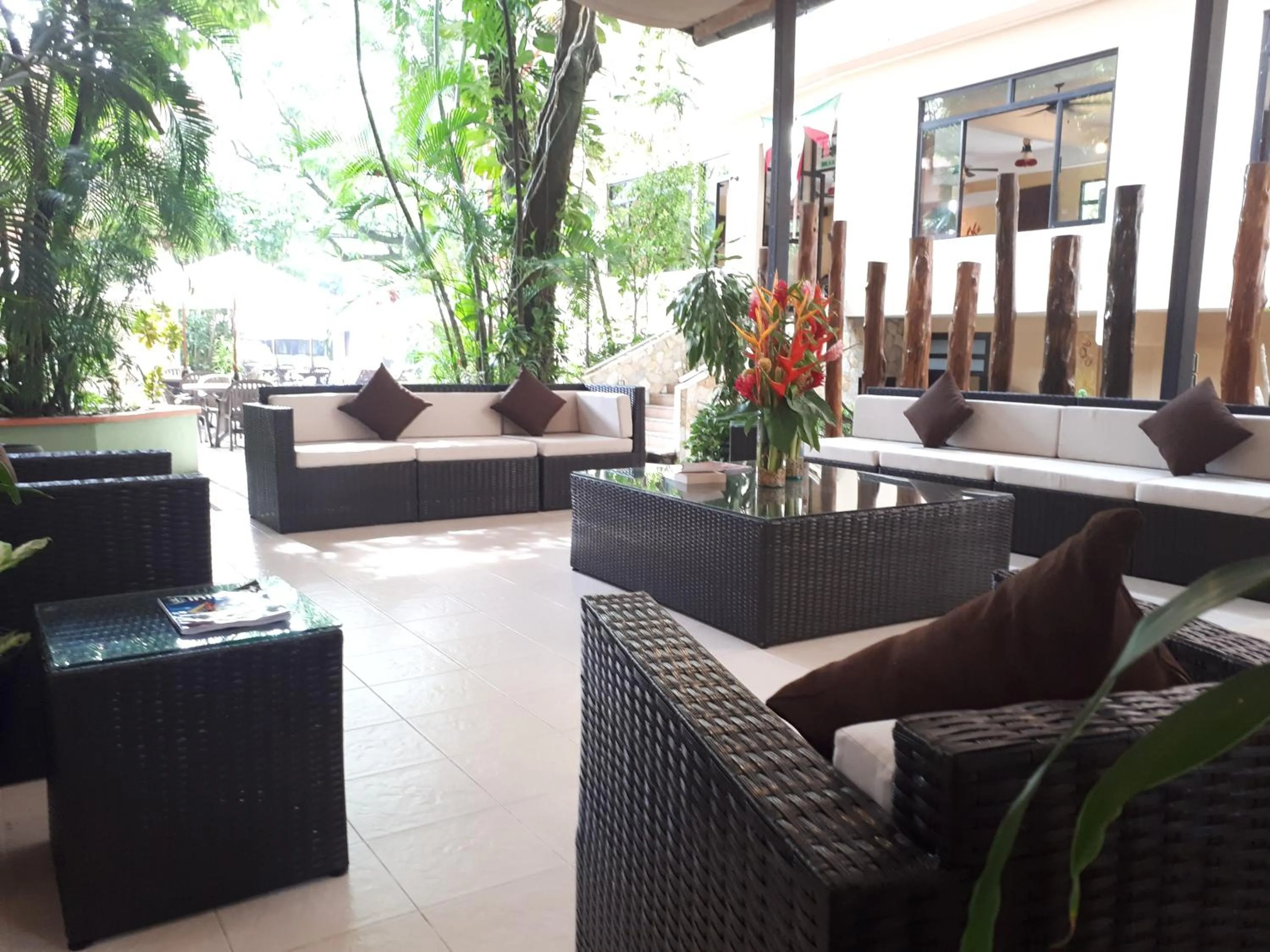 Living room in Hotel Maya Tulipanes Palenque