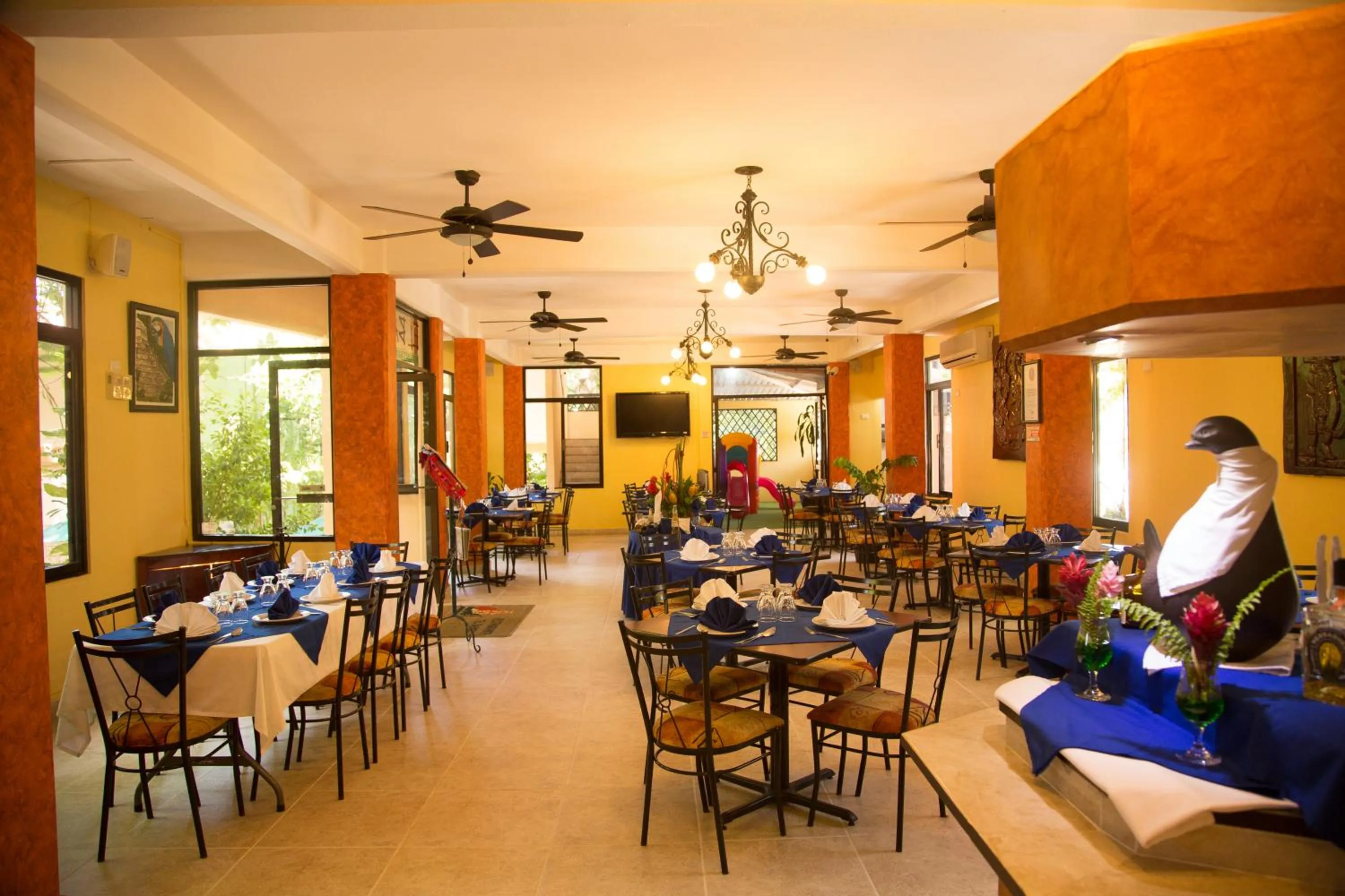 Restaurant/places to eat in Hotel Maya Tulipanes Palenque