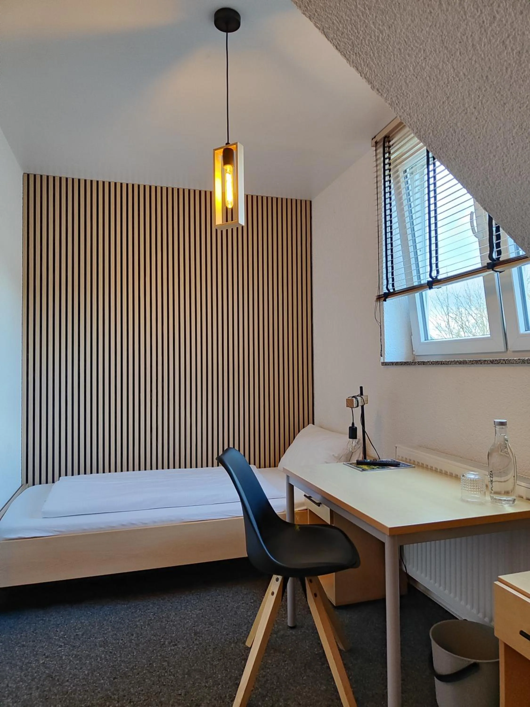 Bed in Haus des Sports