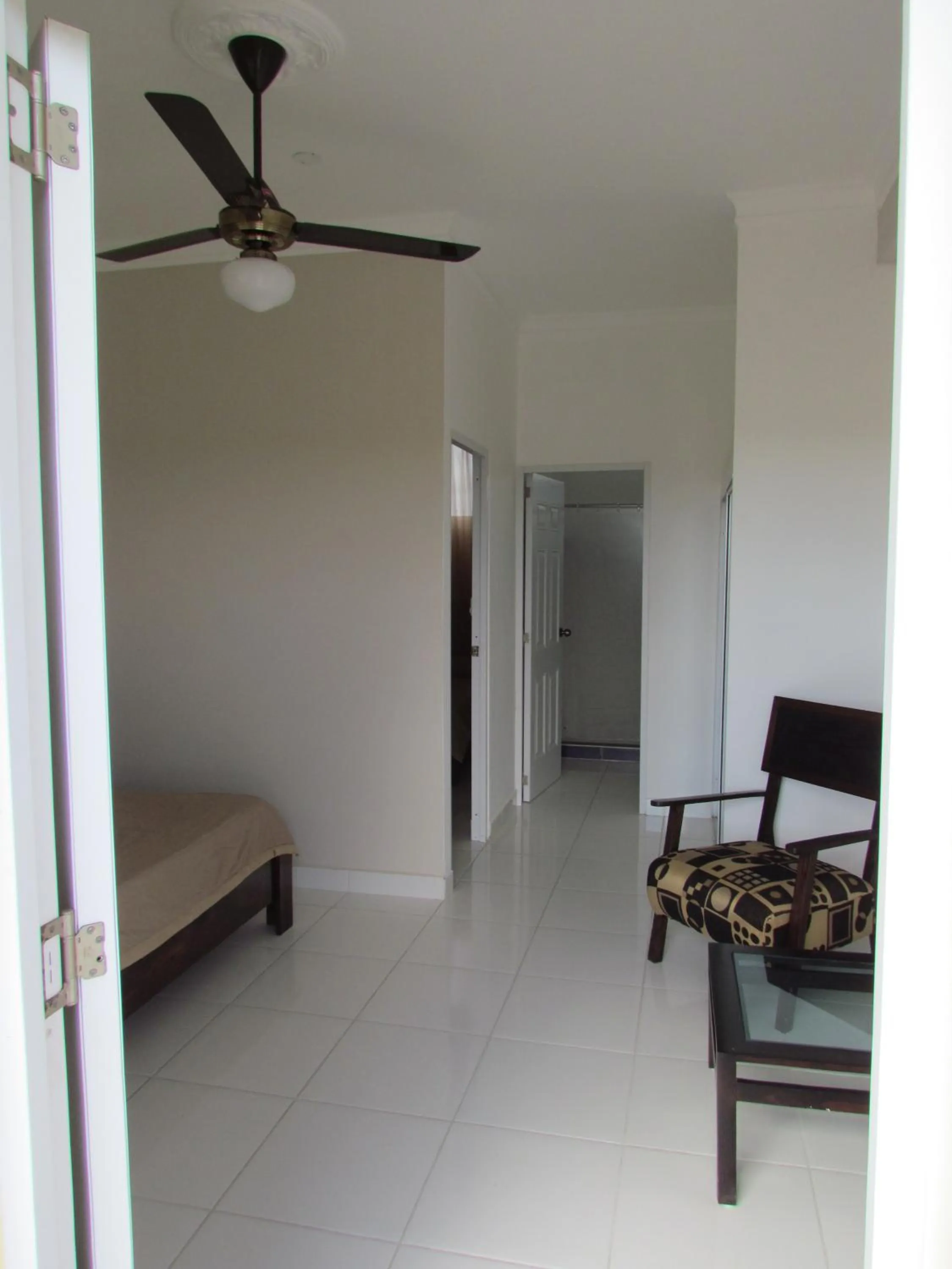 Photo of the whole room, Bed in Plaza Coral Hotel