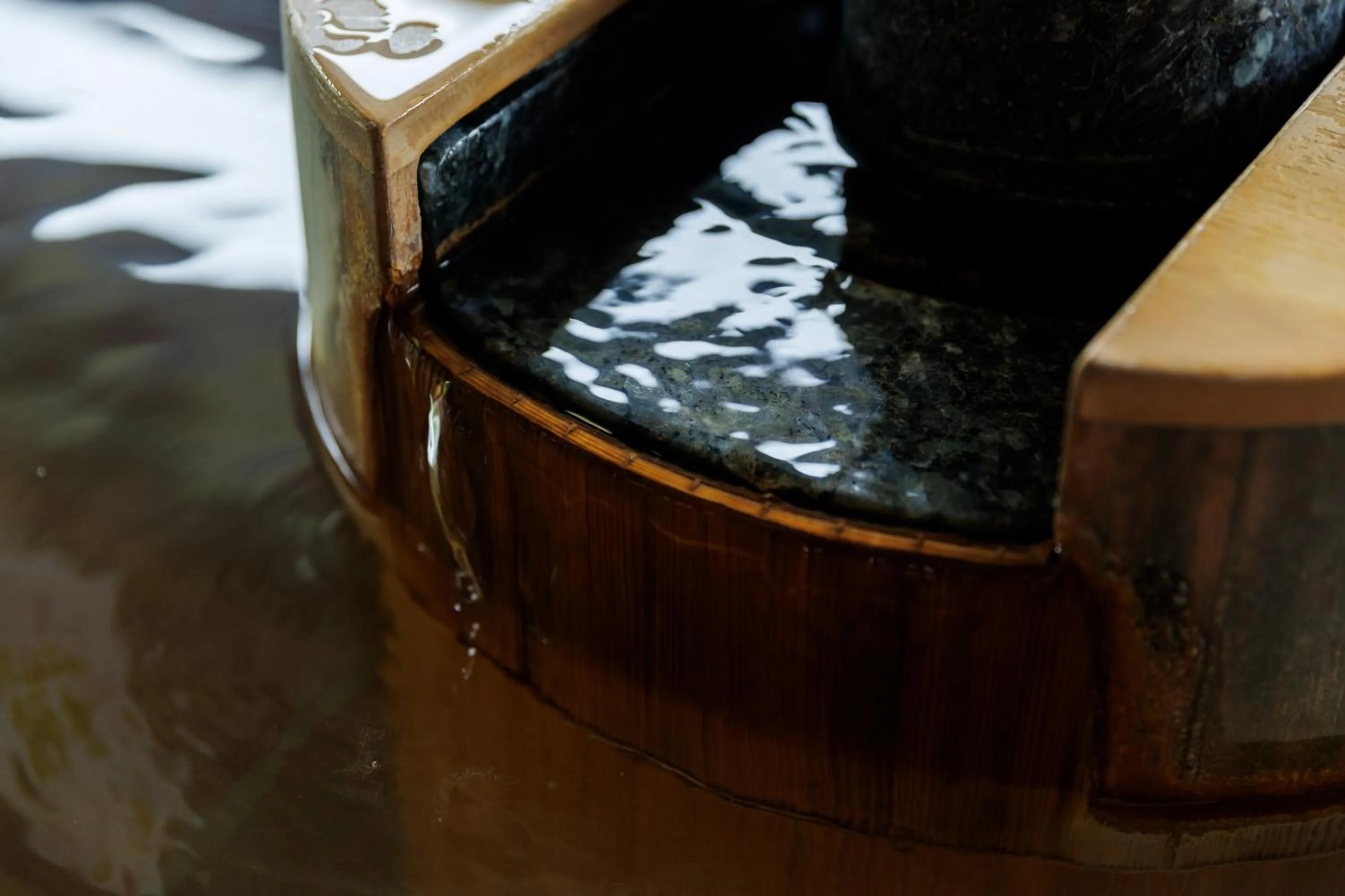 Hot Spring Bath in Hotel Kikori