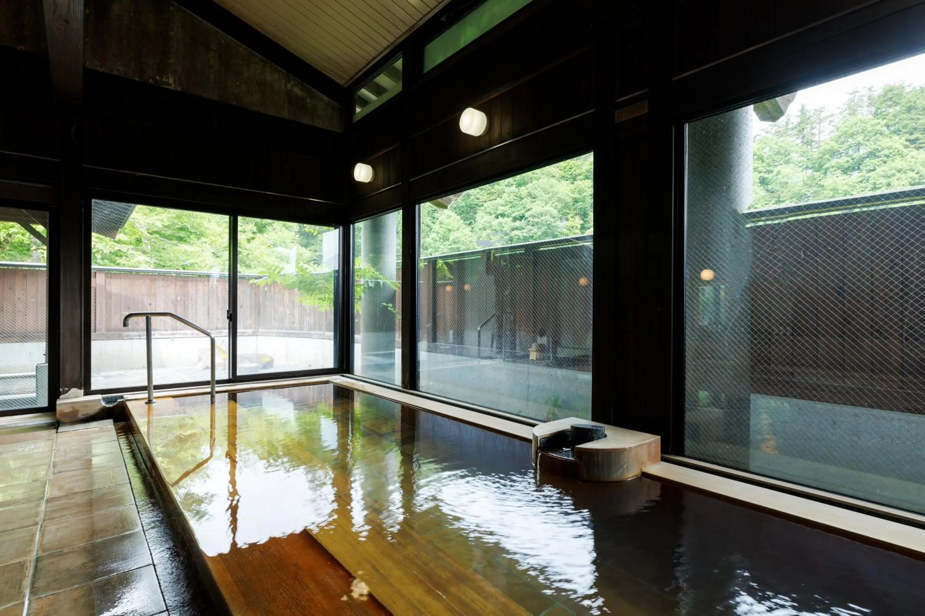 Hot Spring Bath in Hotel Kikori