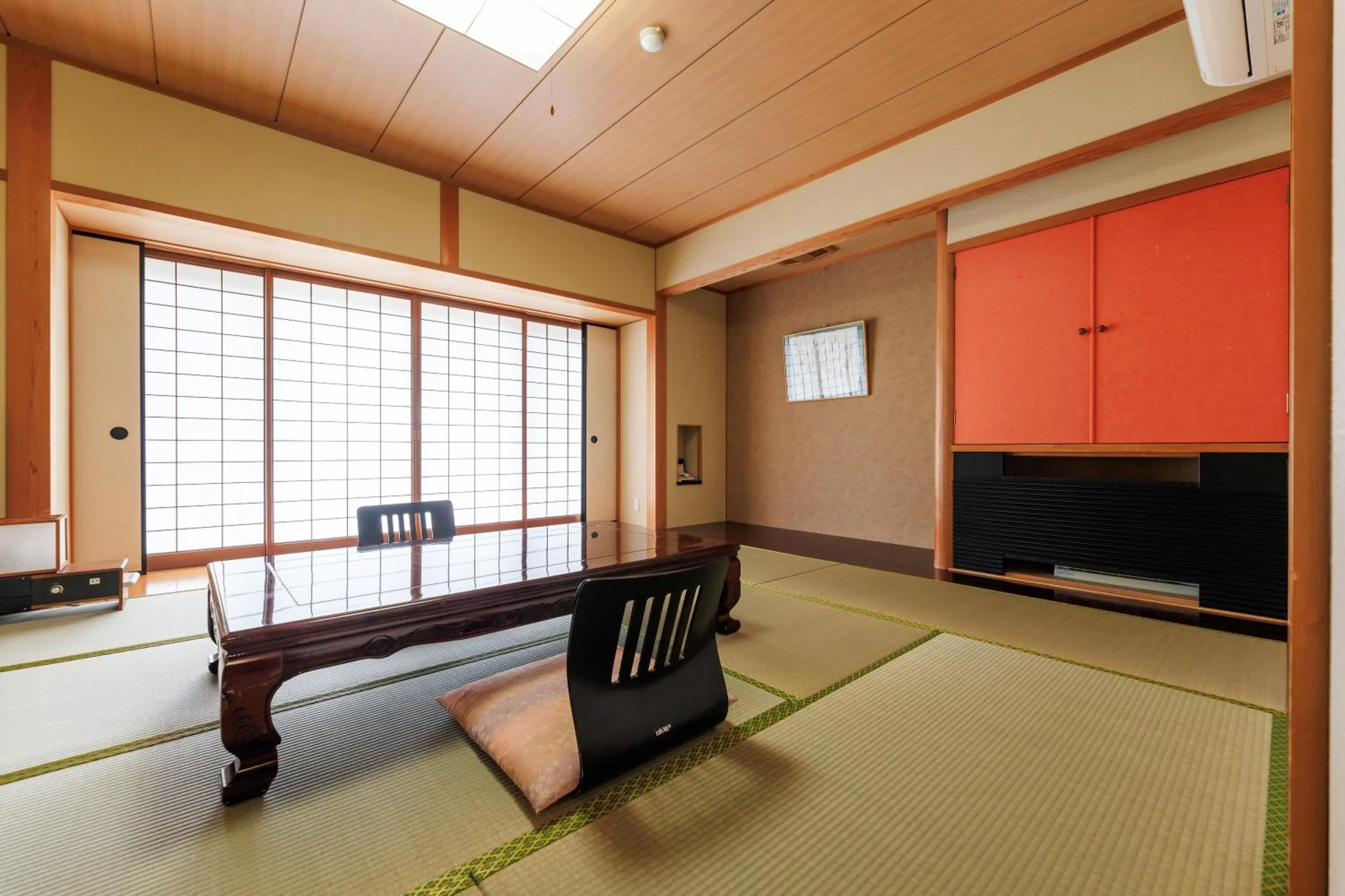 Photo of the whole room in Hotel Kikori