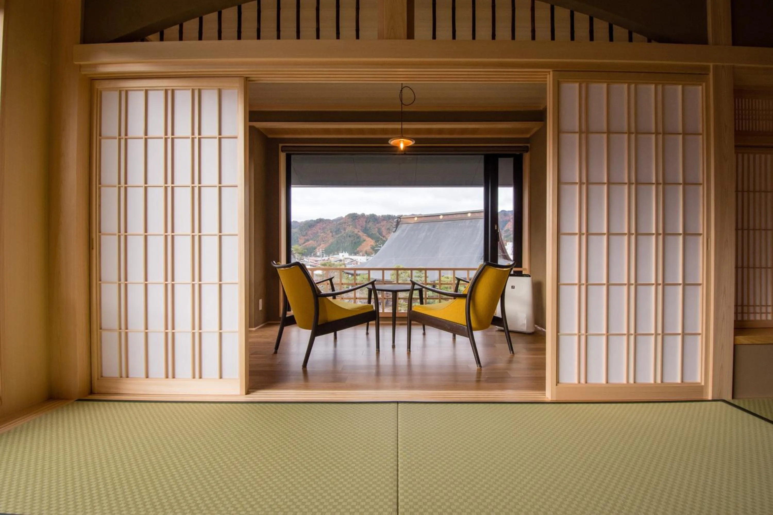 Seating area in Yatsusankan Over 6 years old