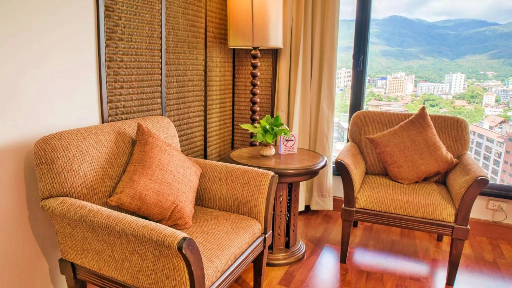 Seating area in Chiangmai Grandview Hotel & Convention Center