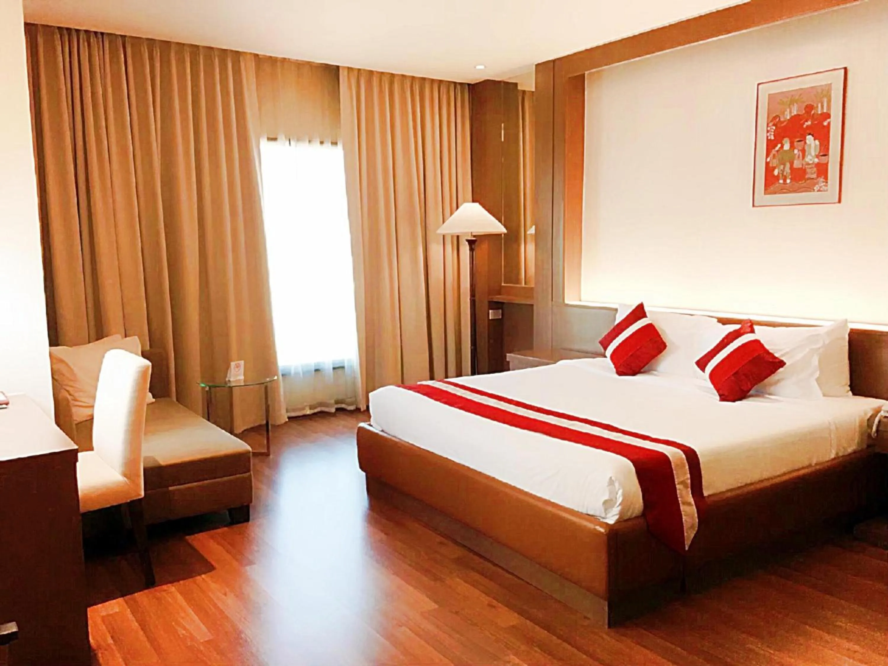 Bedroom, Bed in Chiangmai Grandview Hotel & Convention Center