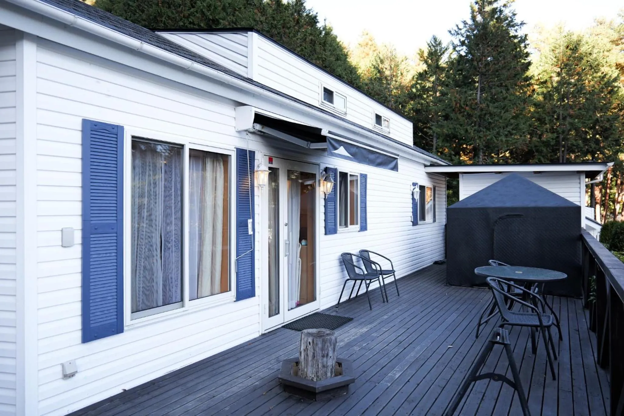 Property building in Kawaguchiko Country Cottage Ban