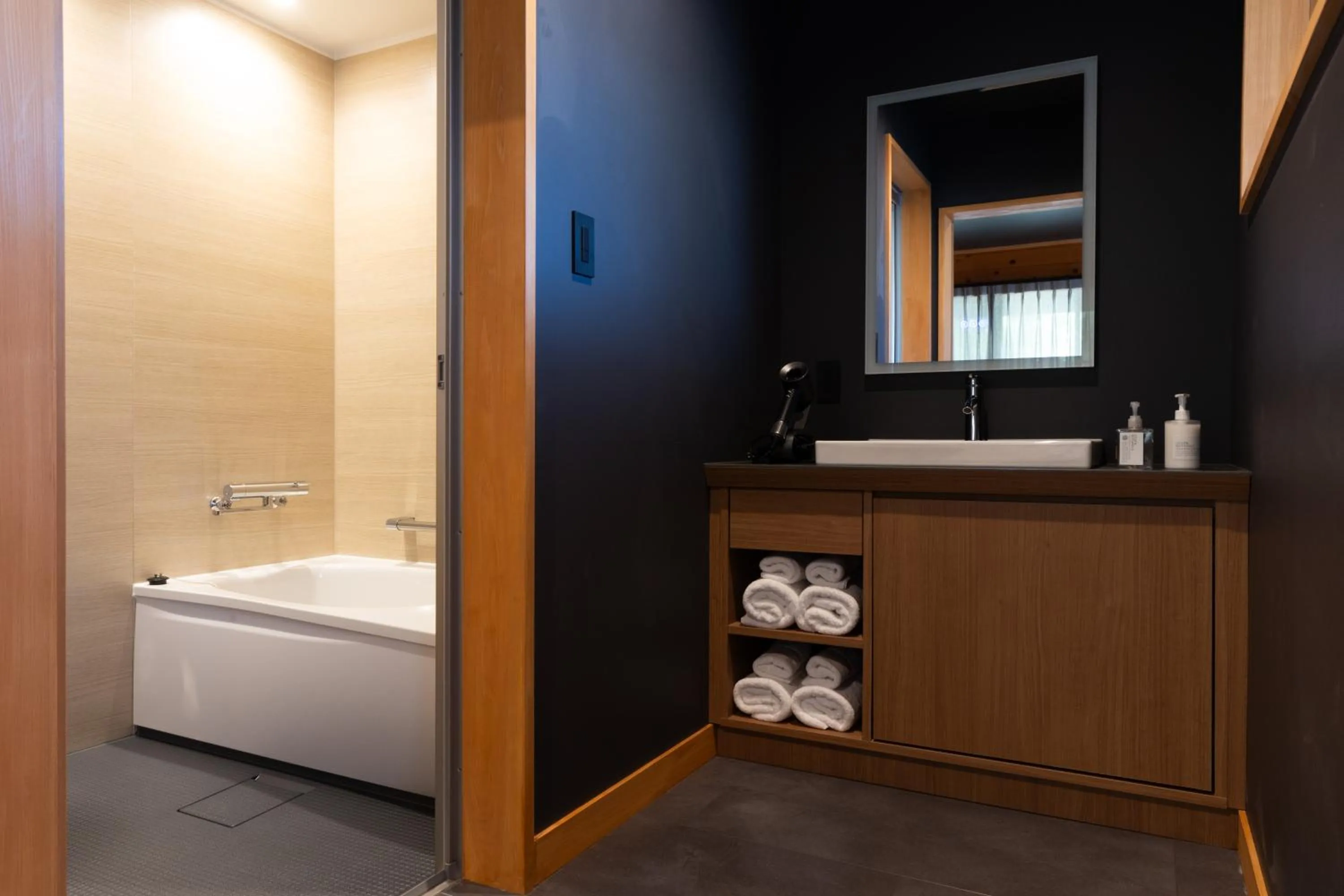 Bathroom in Kawaguchiko Country Cottage Ban