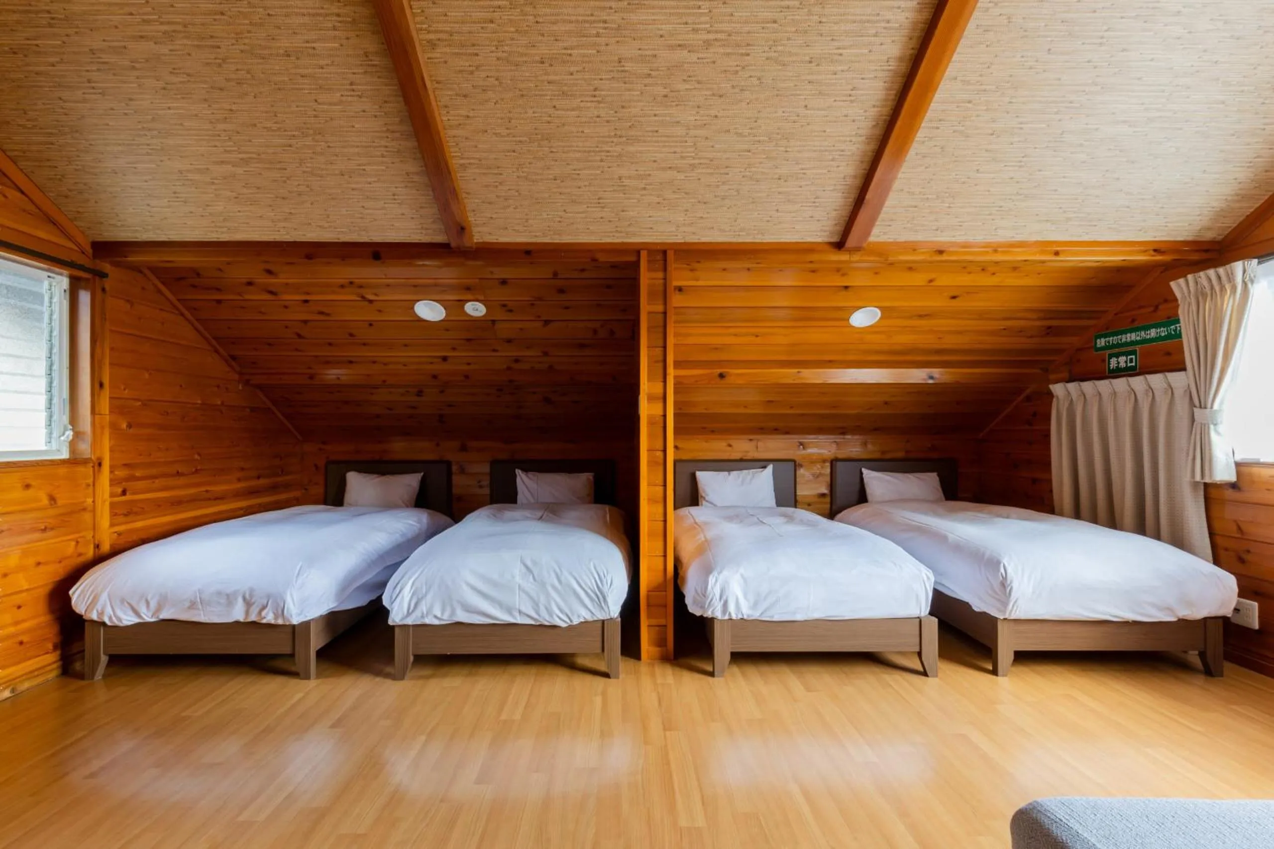 Bedroom, Bed in Kawaguchiko Country Cottage Ban