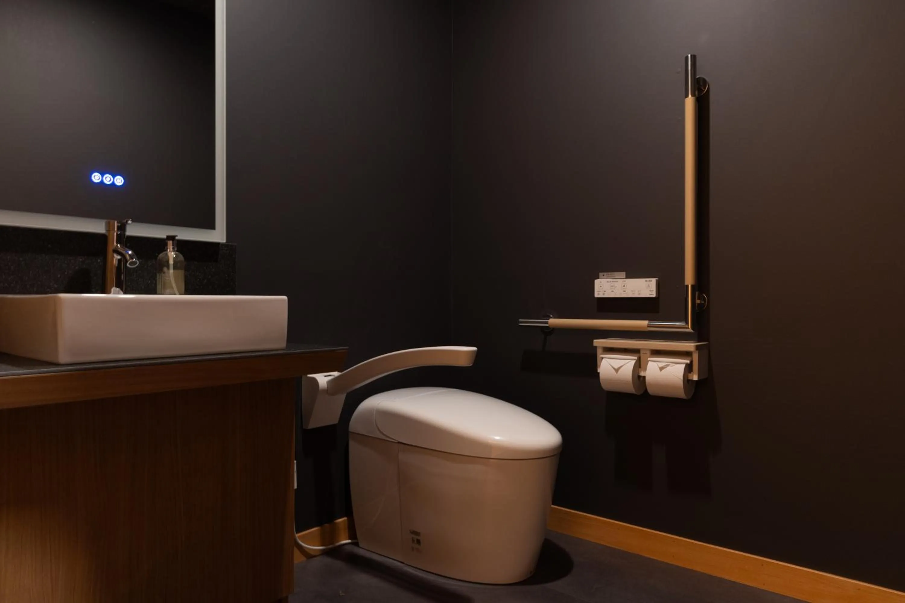 Toilet in Kawaguchiko Country Cottage Ban