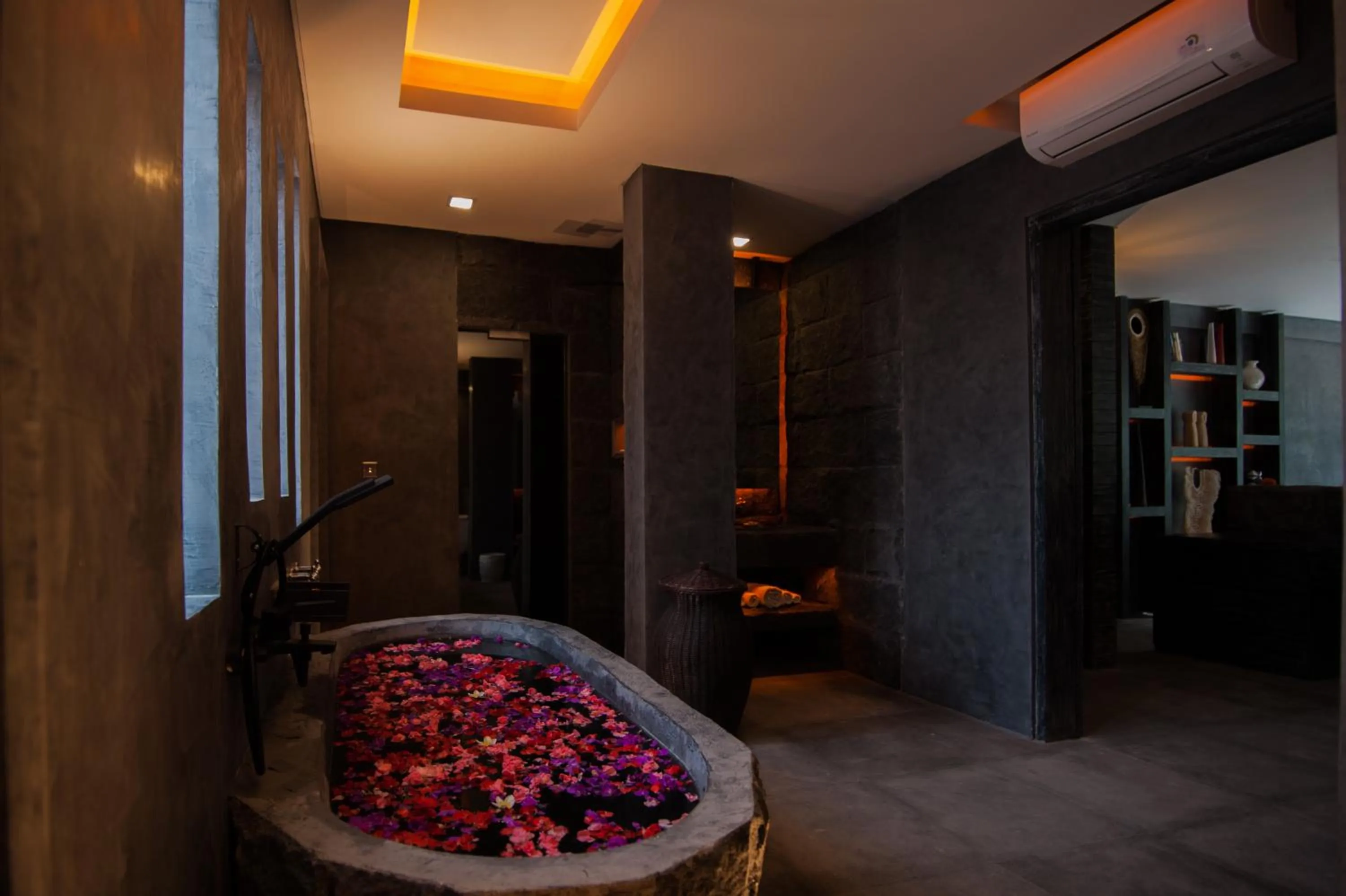 Shower in Casa Mateo Villa