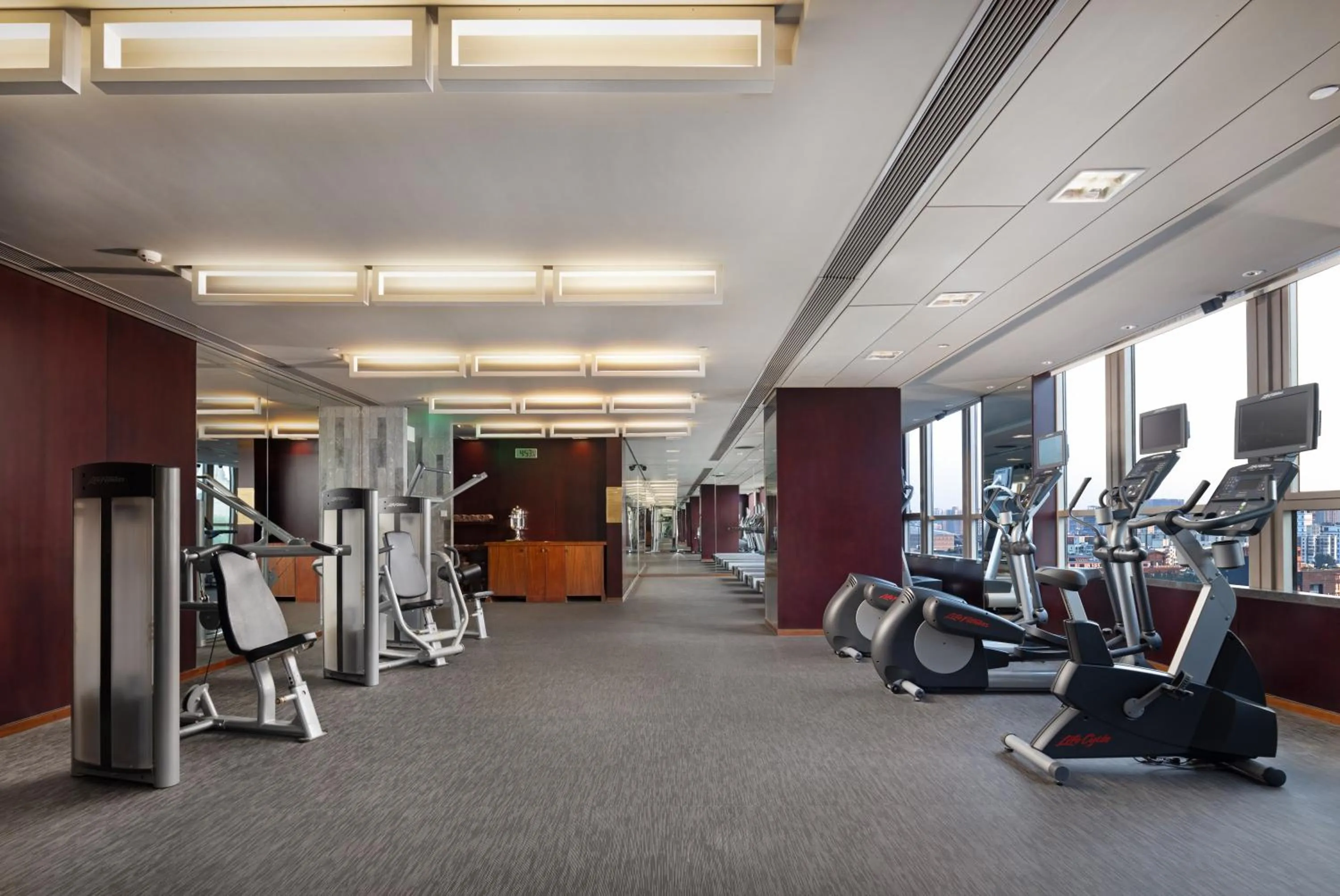 Fitness centre/facilities in New World Beijing Hotel