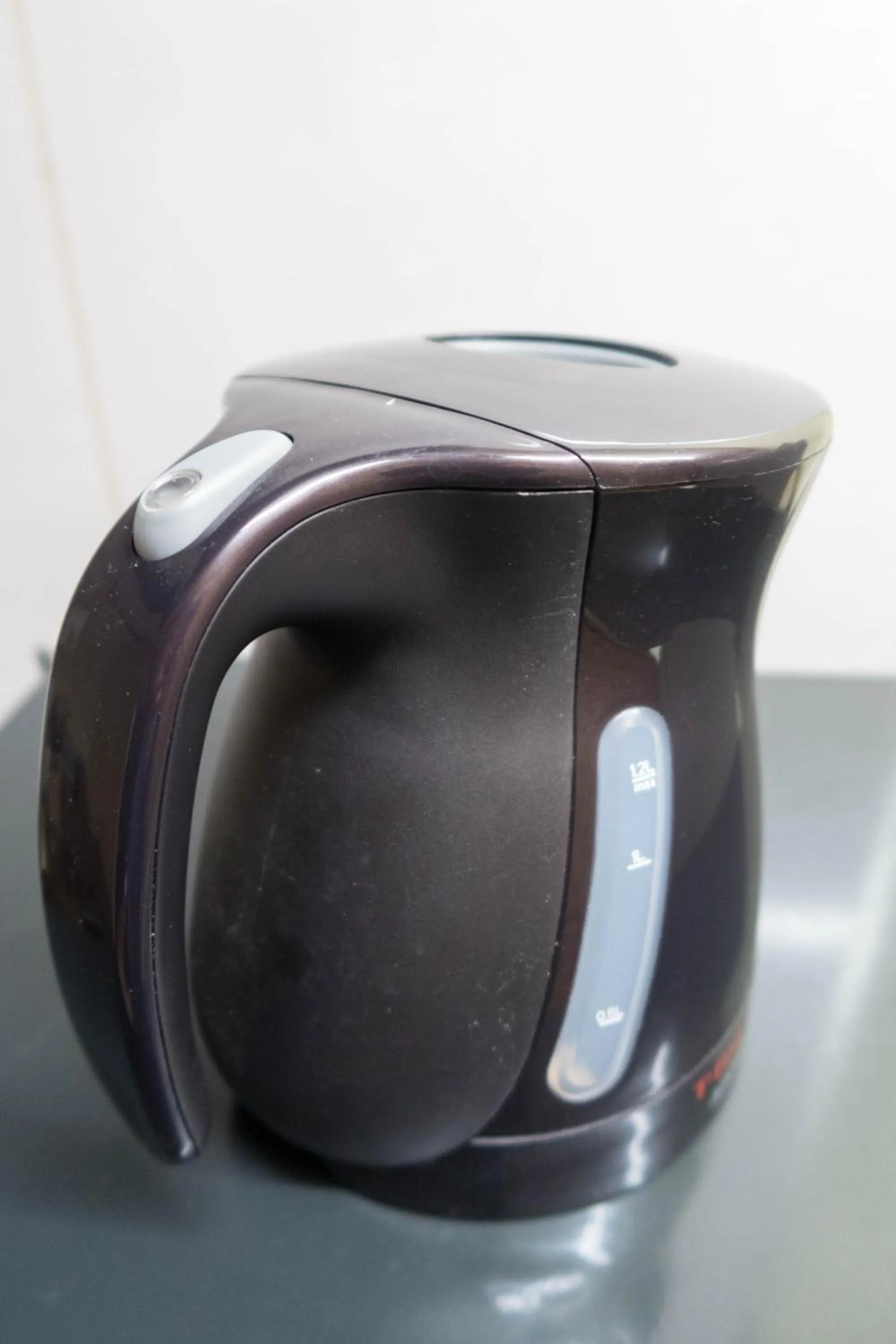 Communal kitchen in Guest House Hitsujian