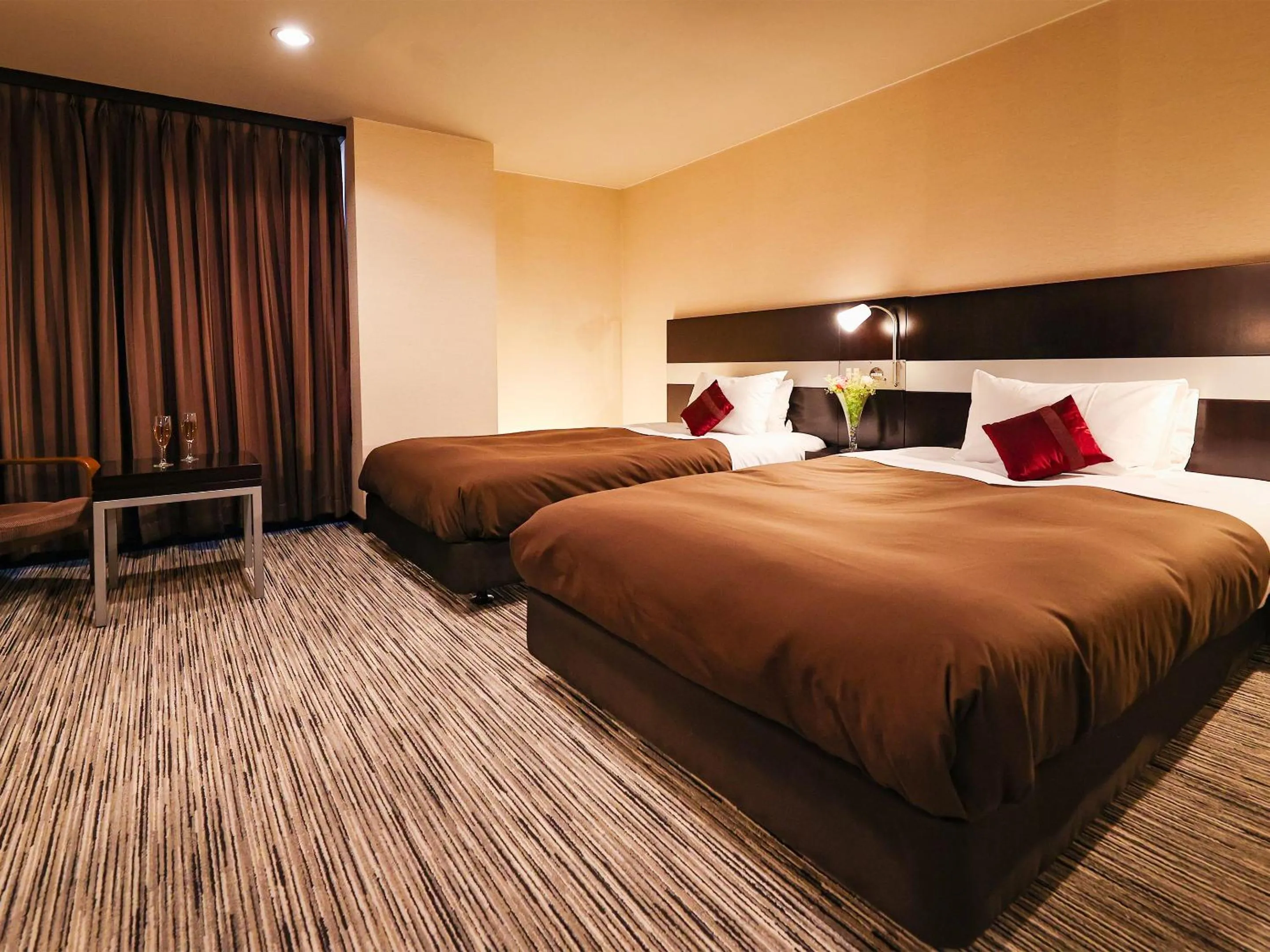 Photo of the whole room, Bed in Fukui Hotel