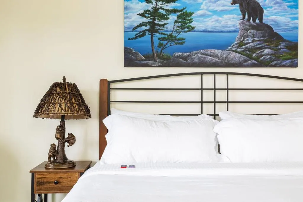 Bed in Fairy Bay Lakehouse