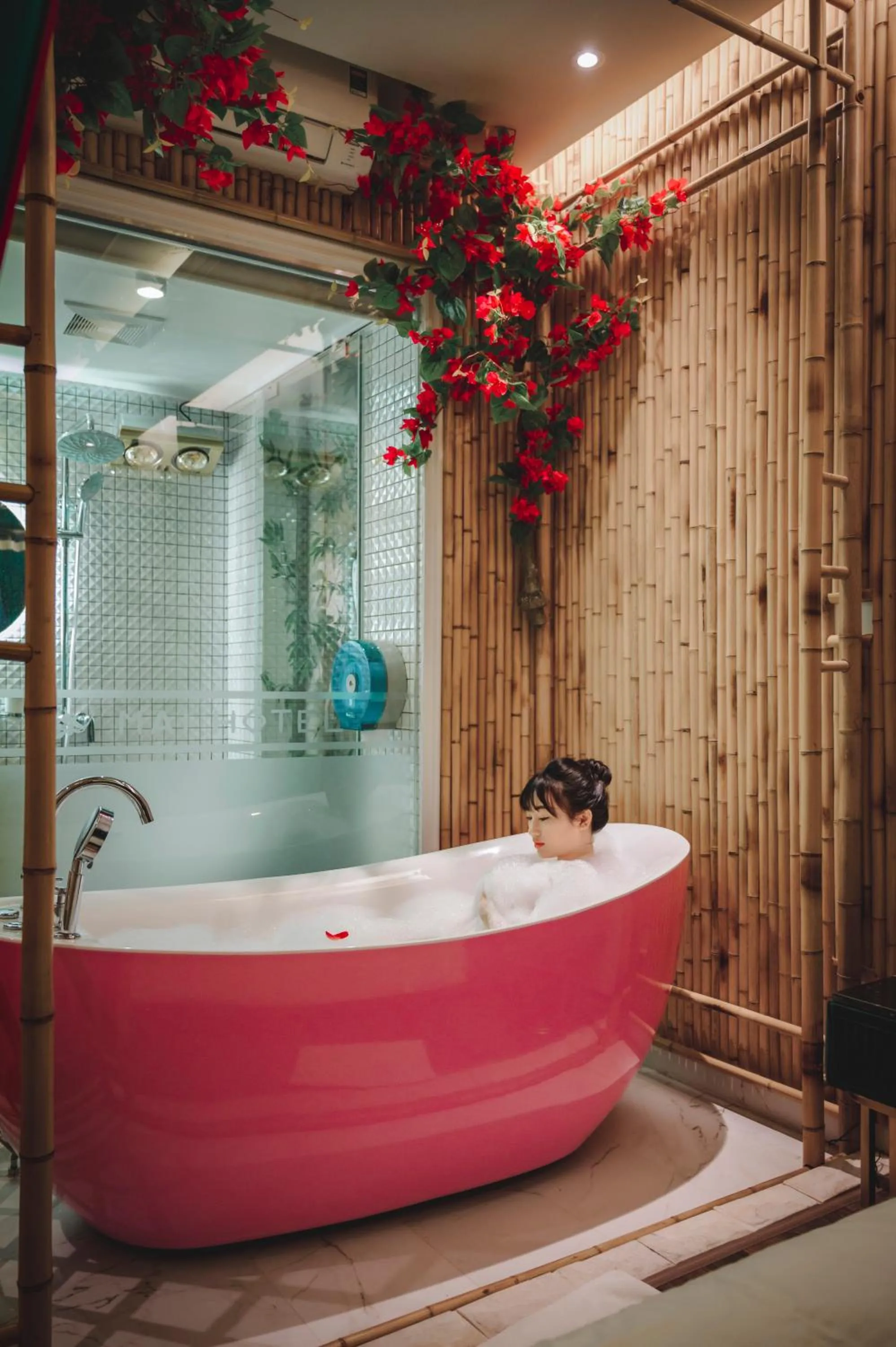 Hot Tub in Mai Hotel