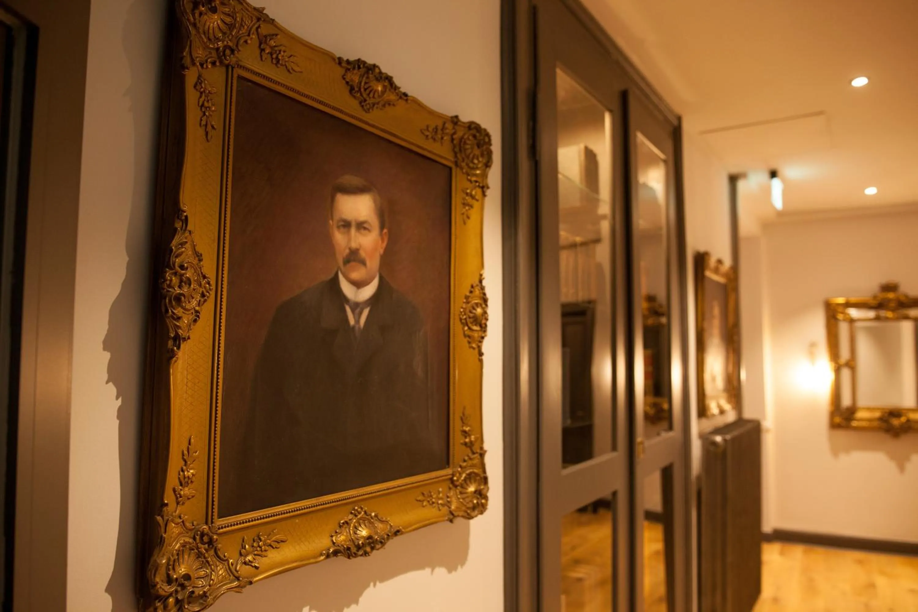 Staff in Storyhotel Bergischer Hof Königswinter