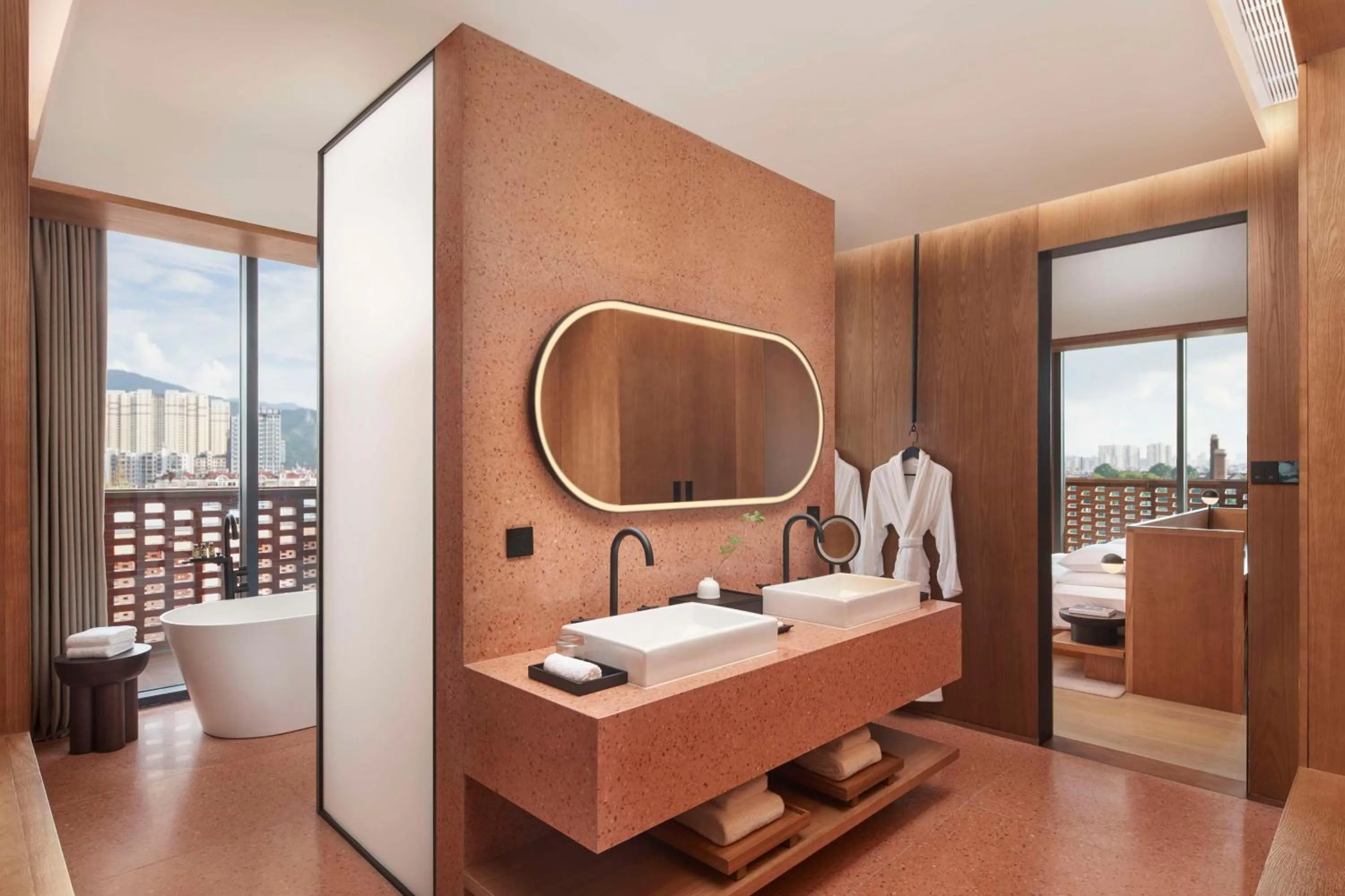 Bathroom, Bed in TAOXICHUAN Hotel