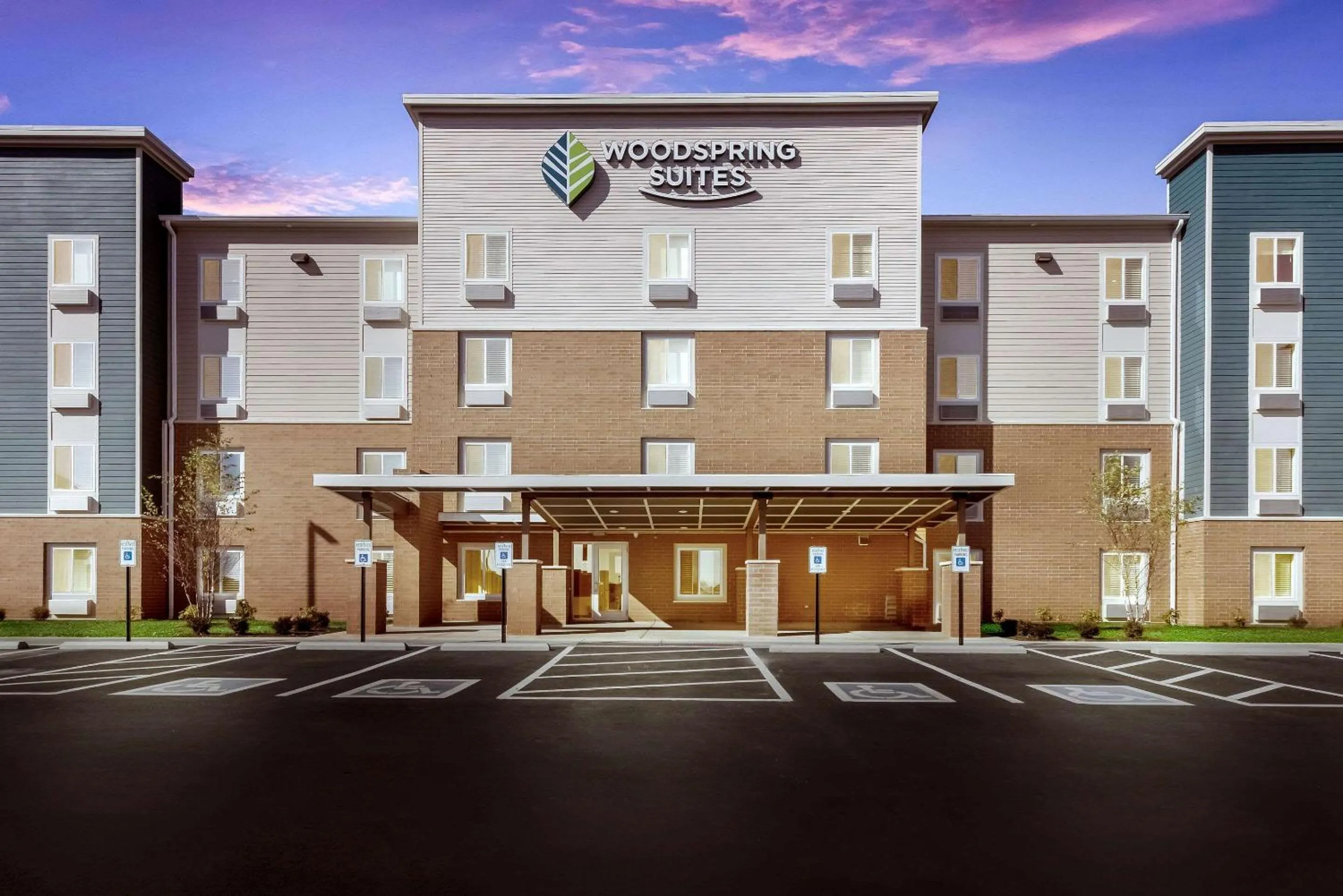 Property building in WoodSpring Suites Dayton North