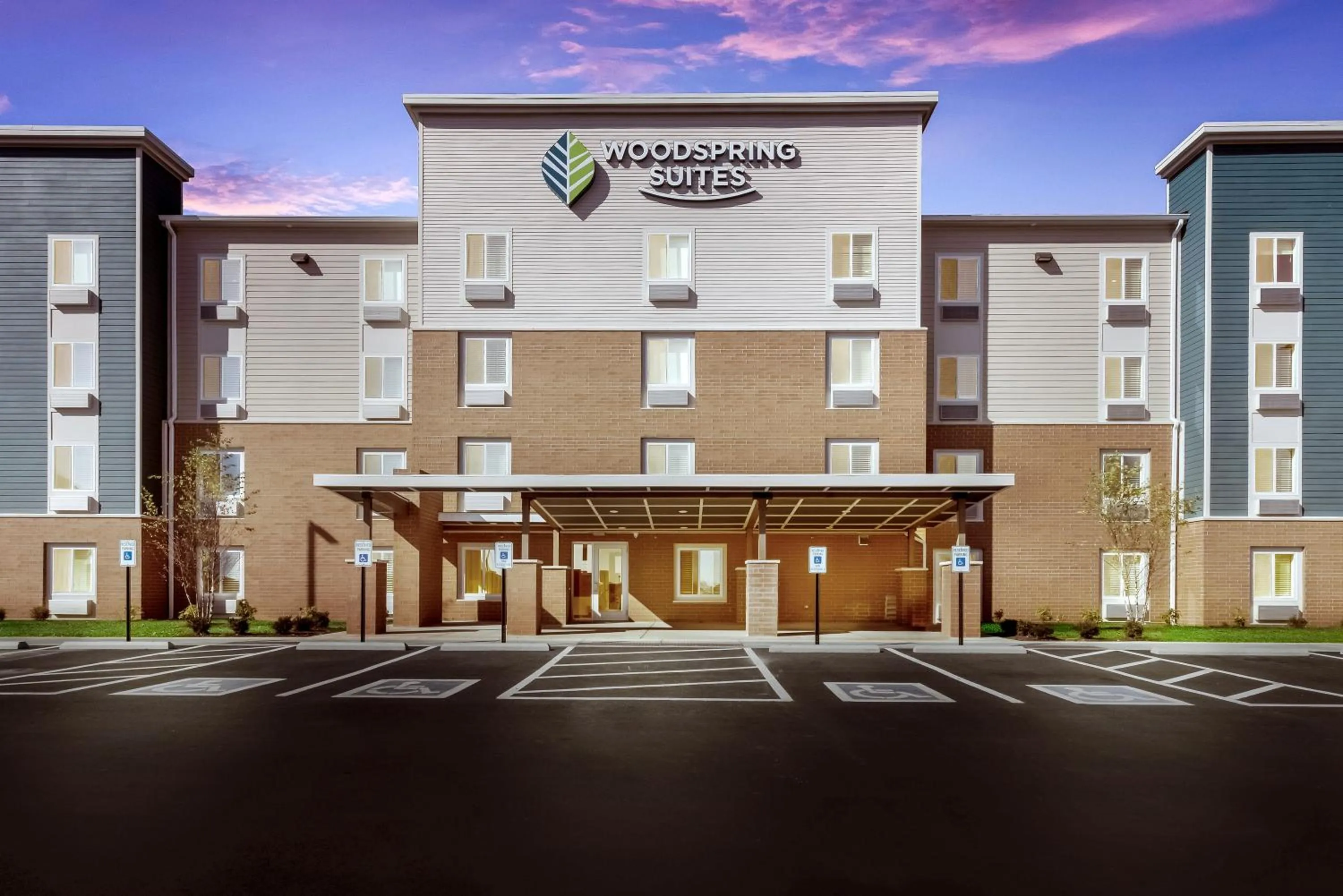 Property building in WoodSpring Suites Dayton North