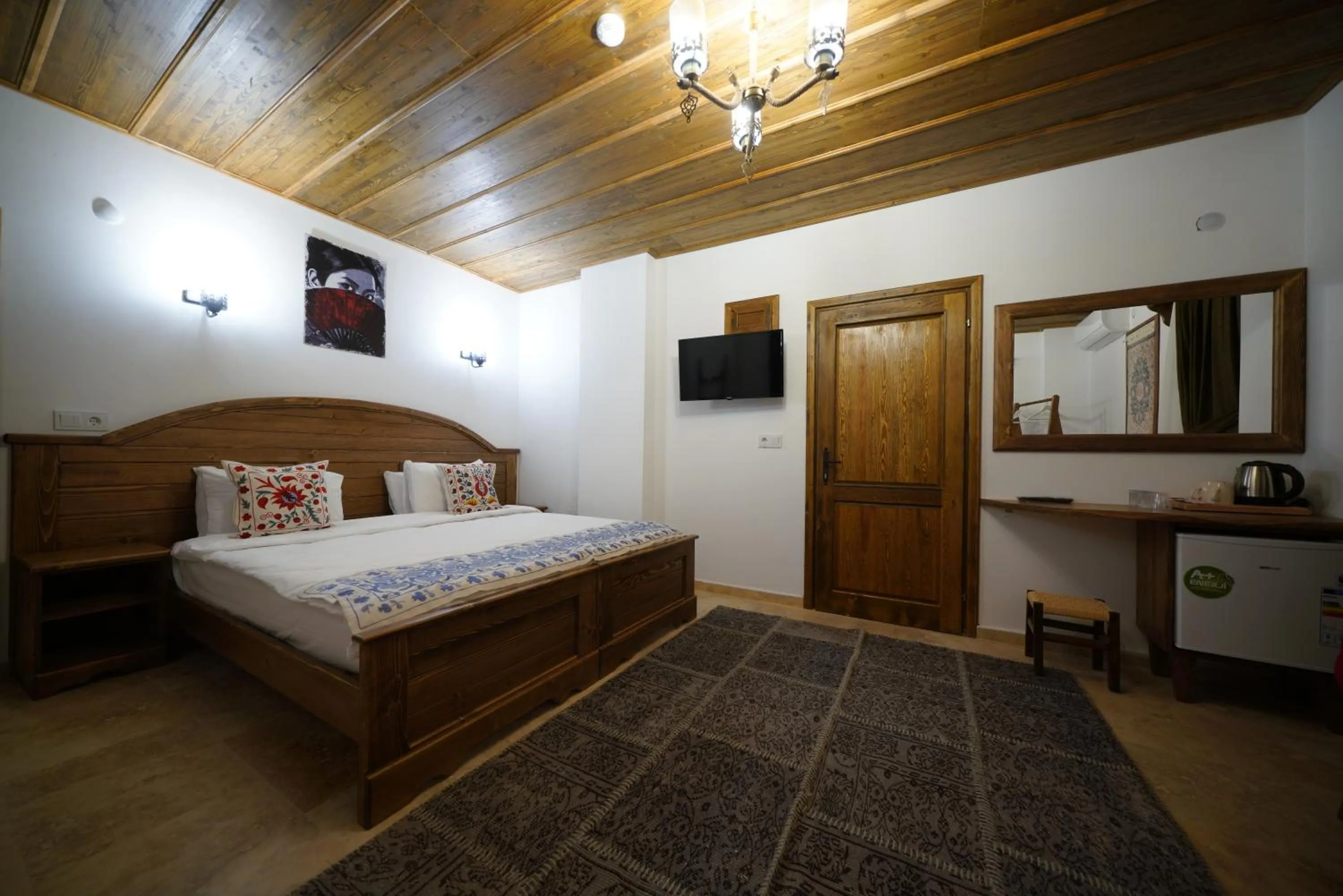 Photo of the whole room, Bed in Pashahan Hotel