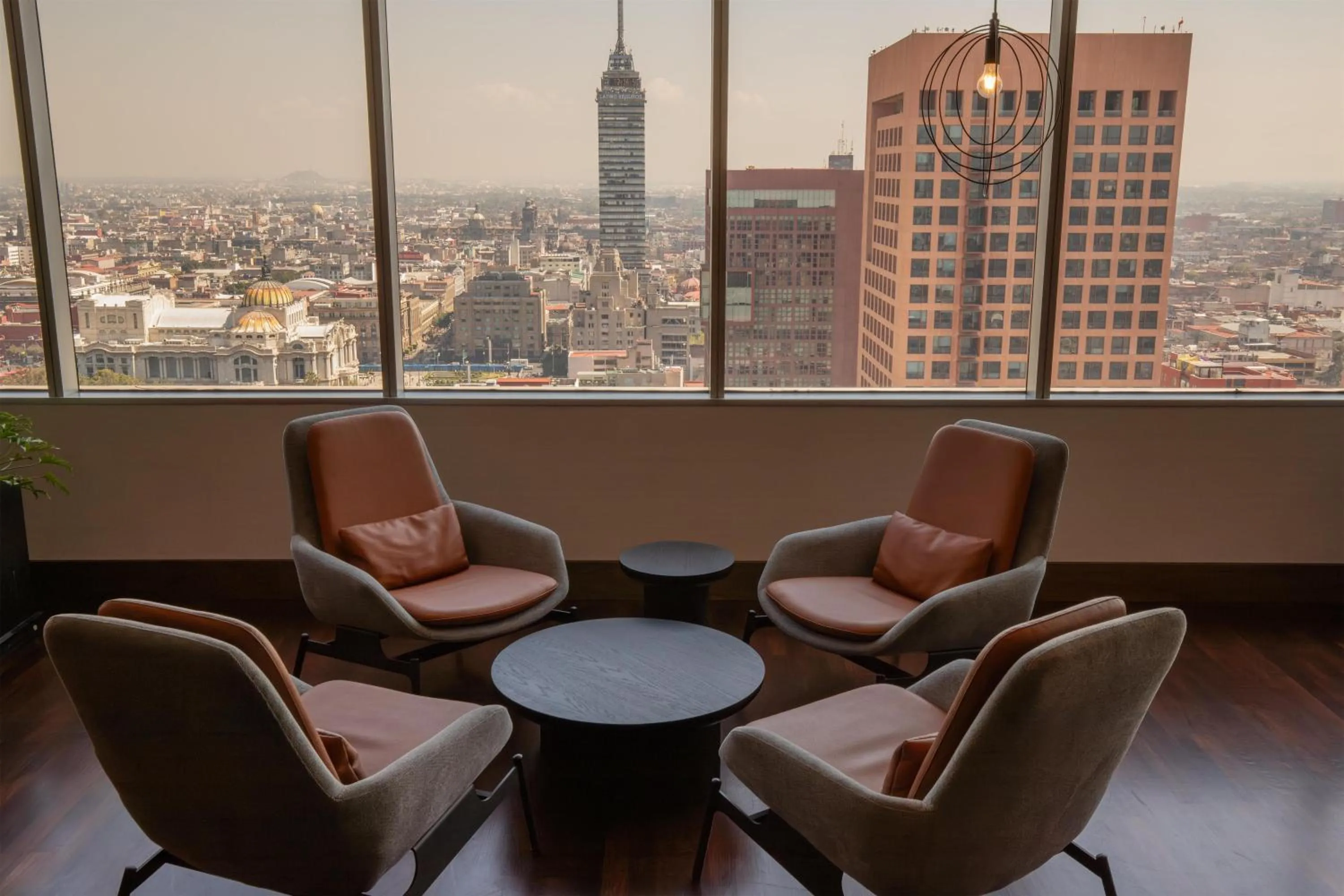 Property building in Hilton Mexico City Reforma