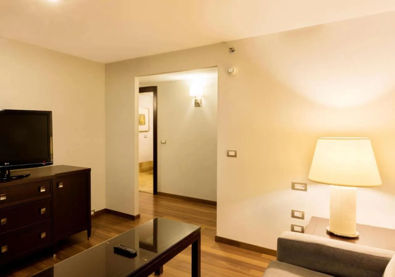 TV and multimedia in Hilton Mexico City Reforma