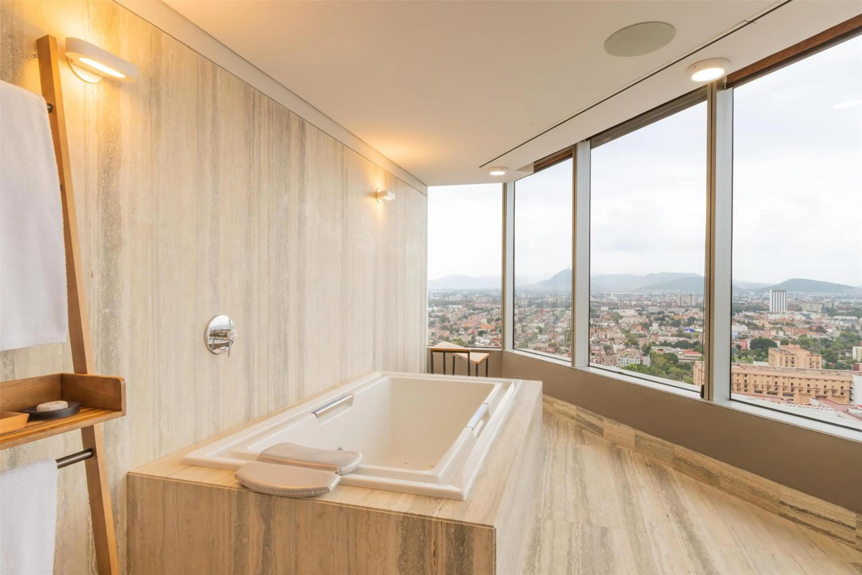 Bathroom in Hilton Mexico City Reforma