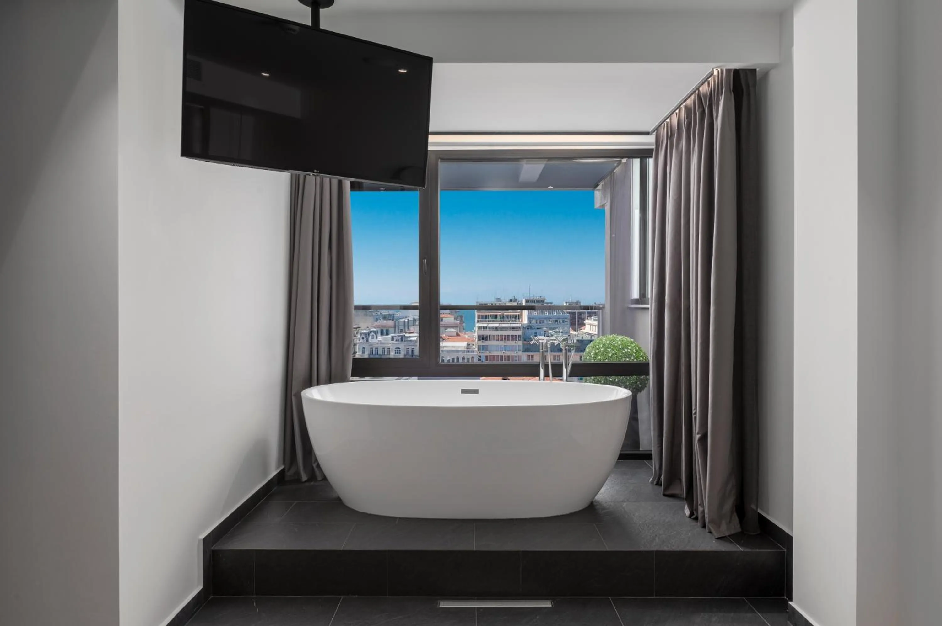 City view in No 15 Ermou Hotel