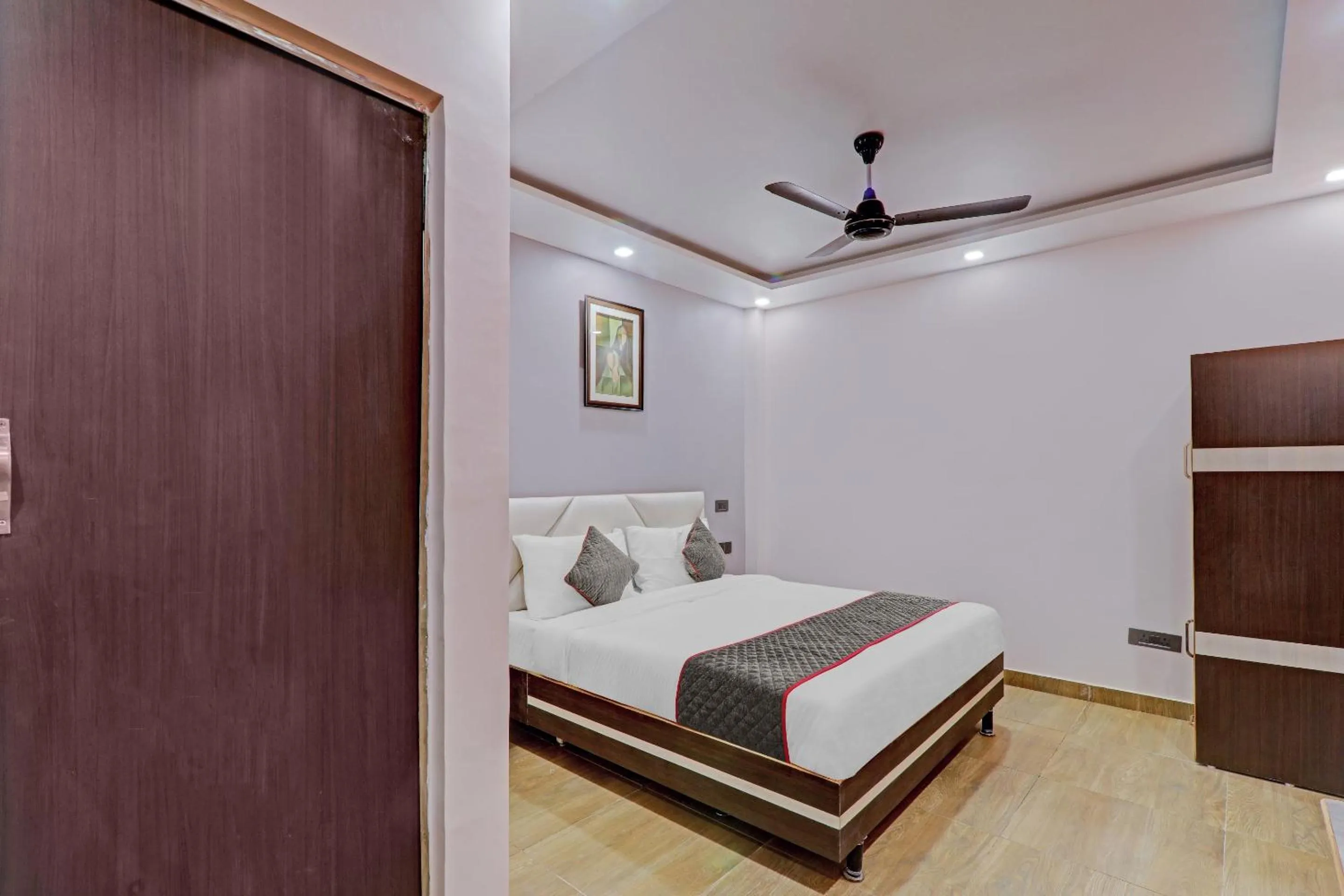 Bedroom in Super Townhouse Riddhi Residency