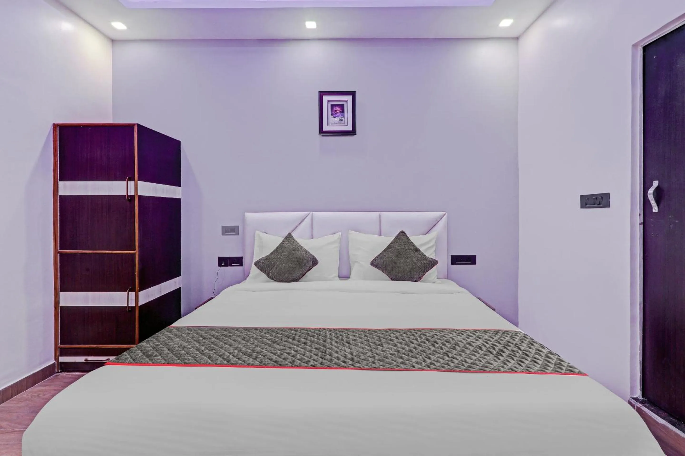 Bedroom in Super Townhouse Riddhi Residency