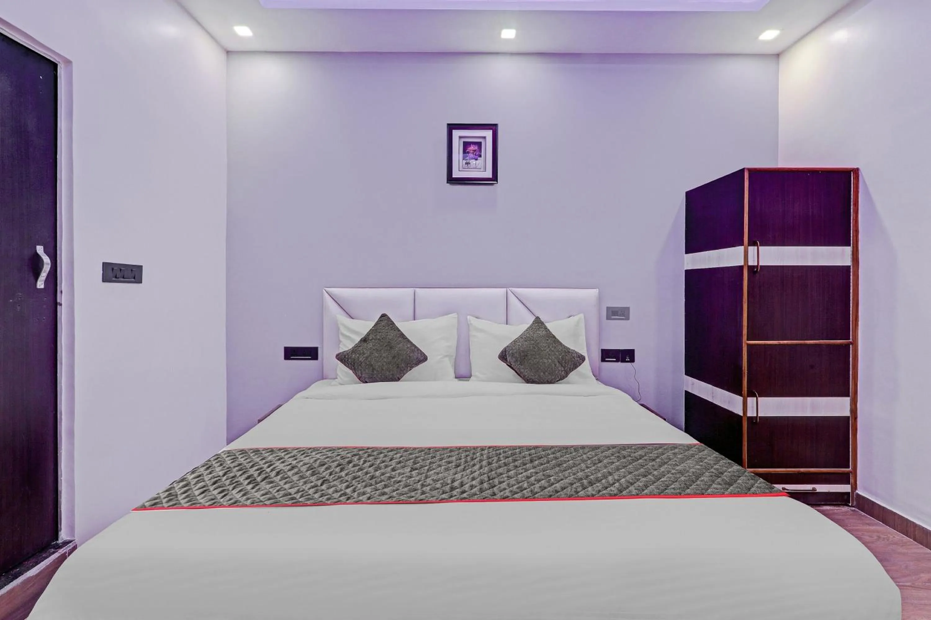 Bedroom in Super Townhouse Riddhi Residency