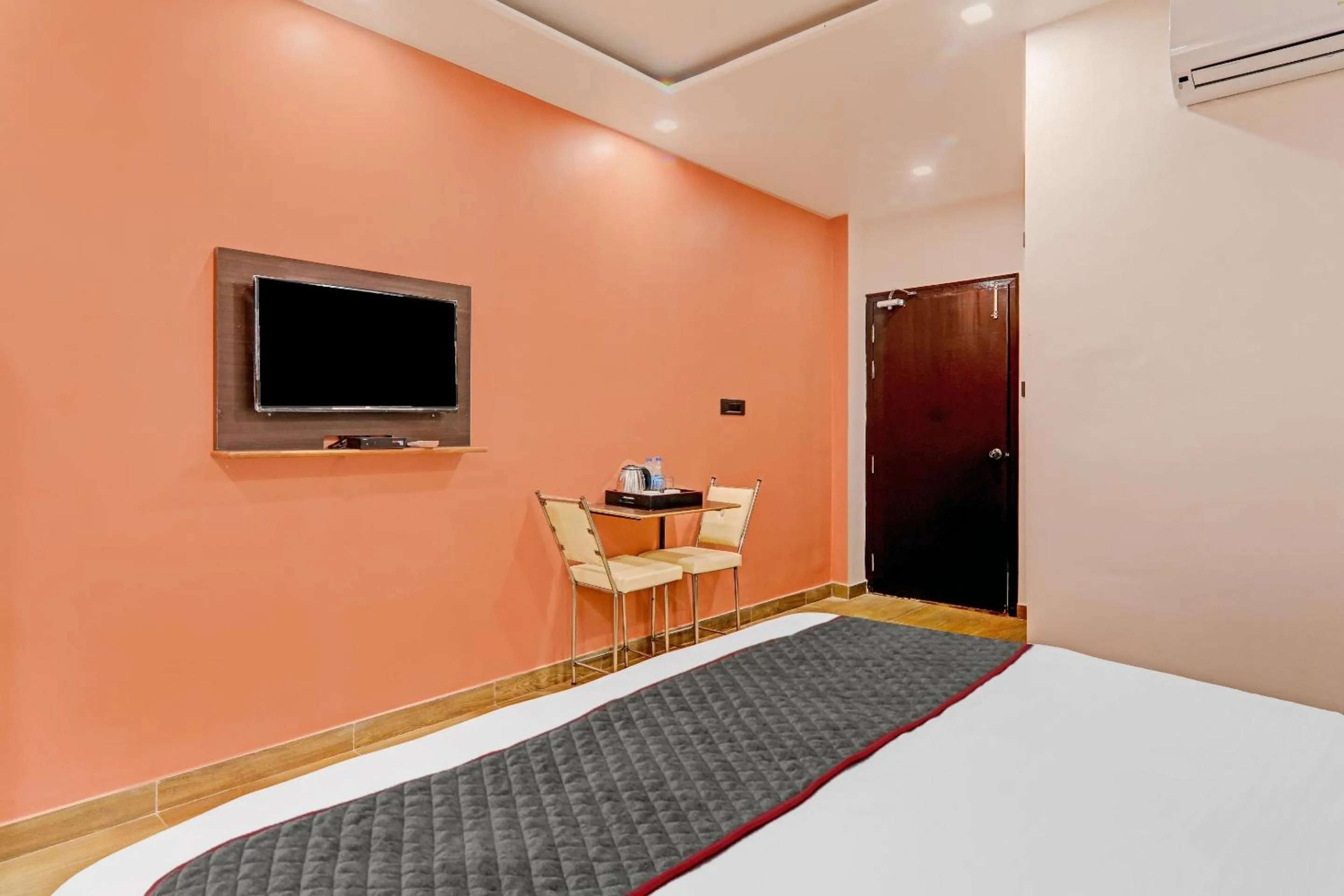 Bedroom in Super Townhouse Riddhi Residency