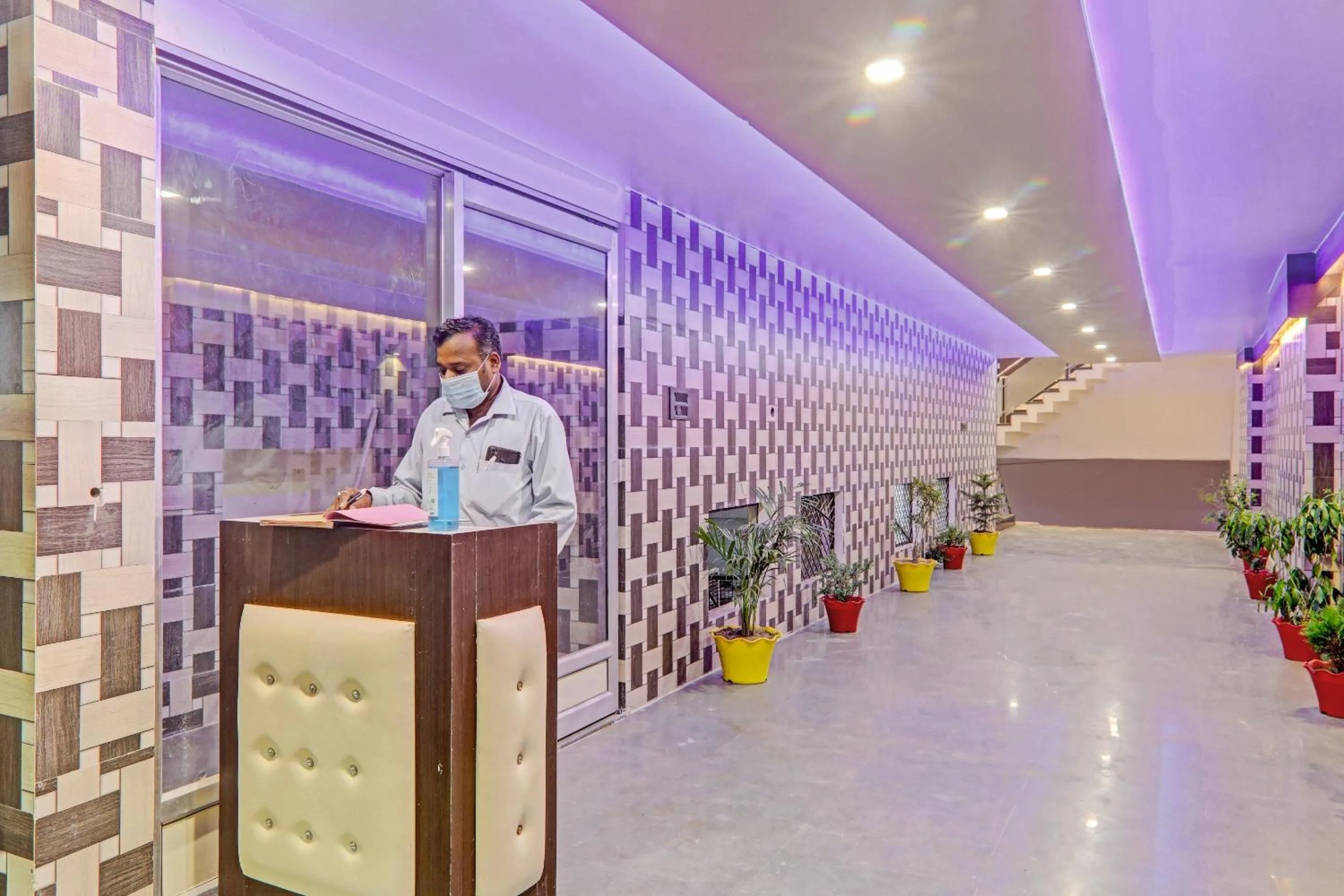 Facade/entrance in Super Townhouse Riddhi Residency