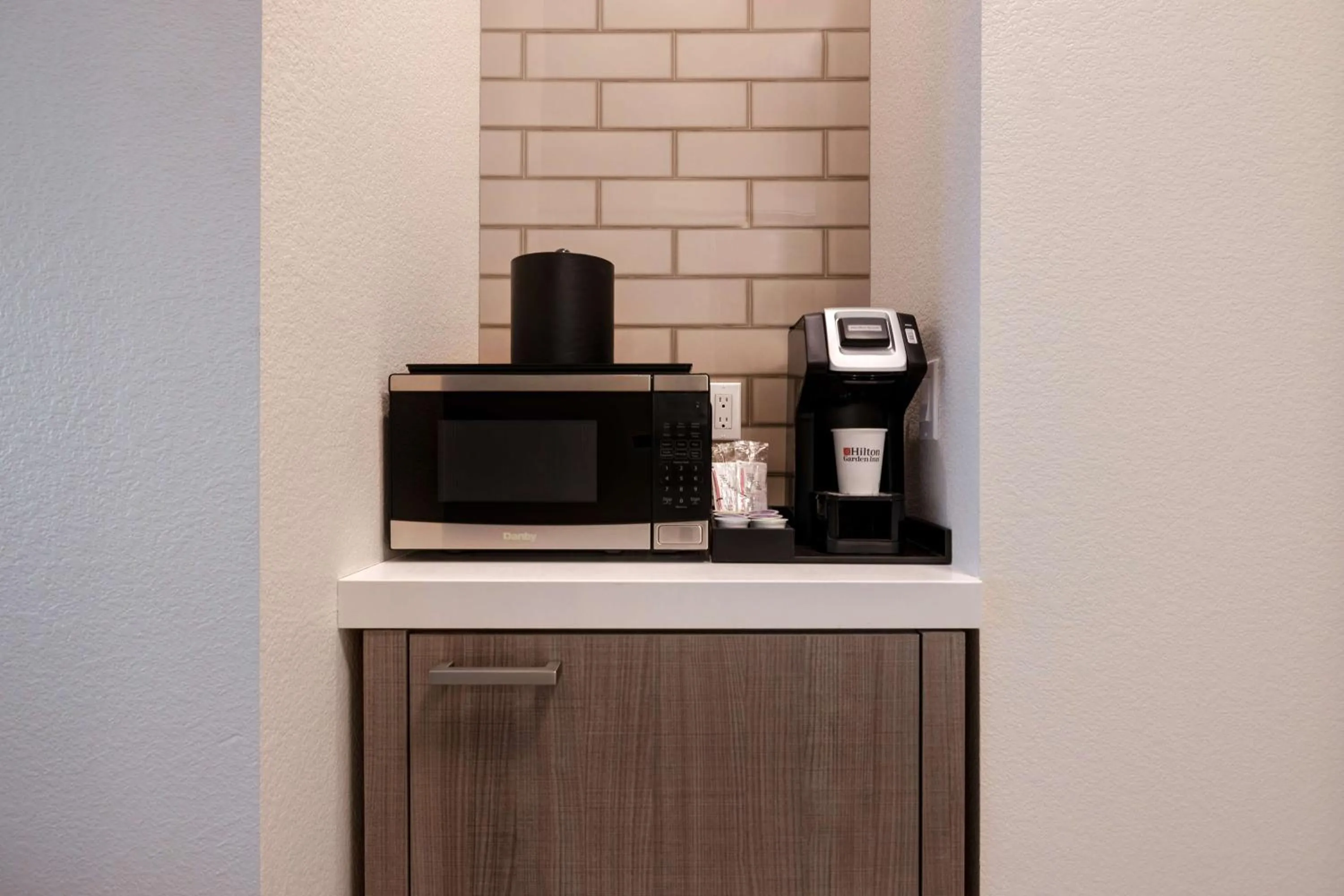 Photo of the whole room in Hilton Garden Inn Temecula