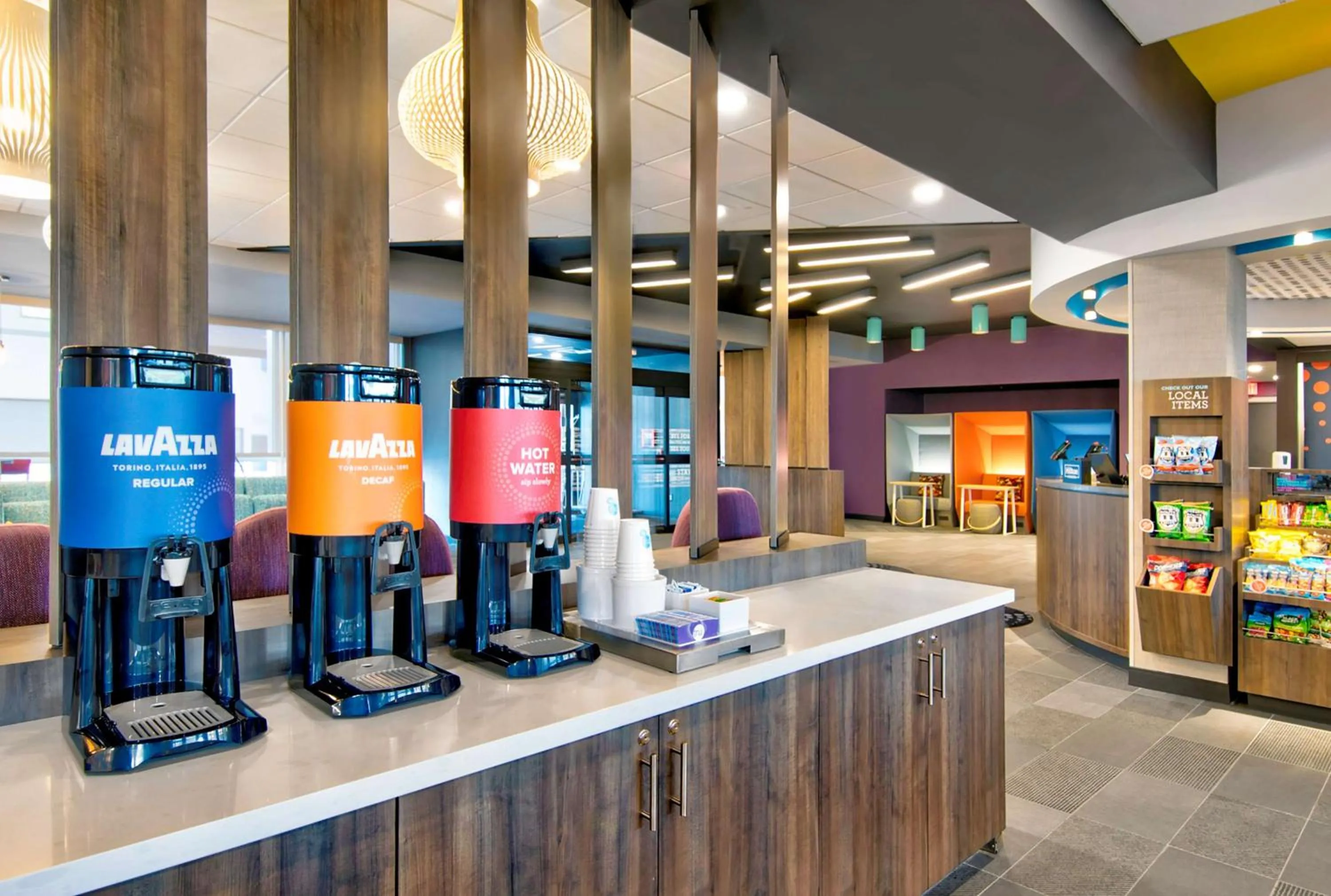 Dining area in Tru By Hilton Ashburn One Loudoun, Va