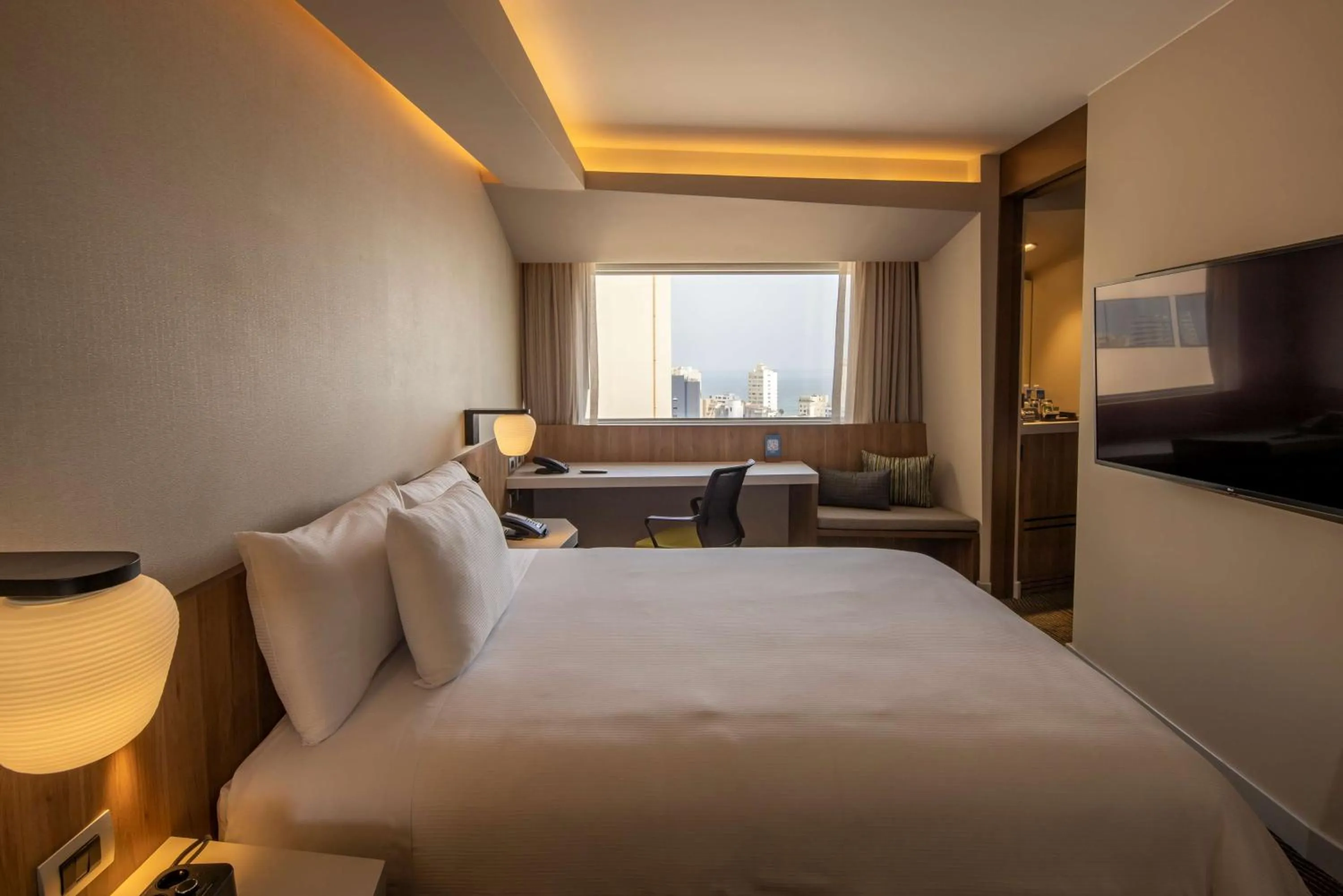 Bedroom, Bed in Hilton Garden Inn Lima Miraflores