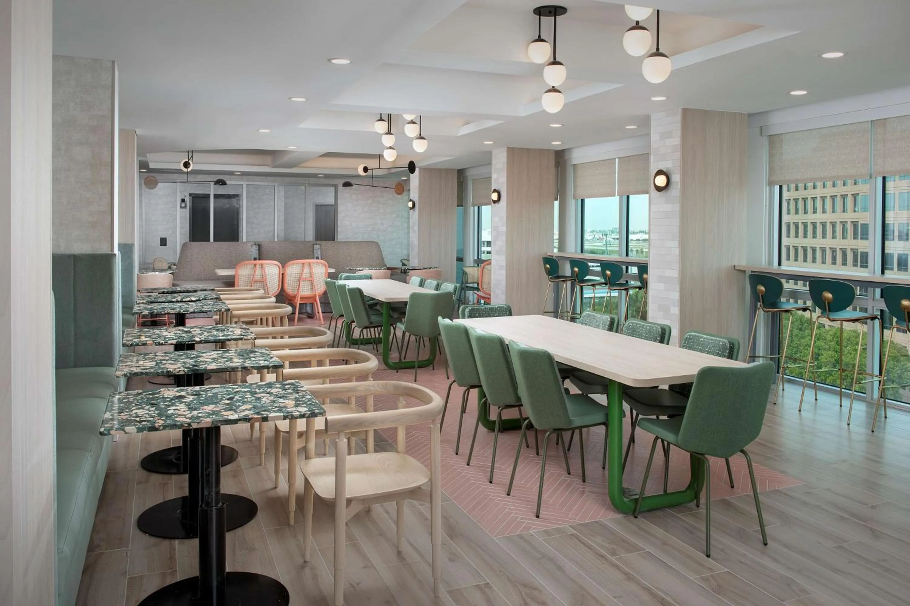 Restaurant/places to eat in Home2 Suites By Hilton Miami Airport South Blue Lagoon
