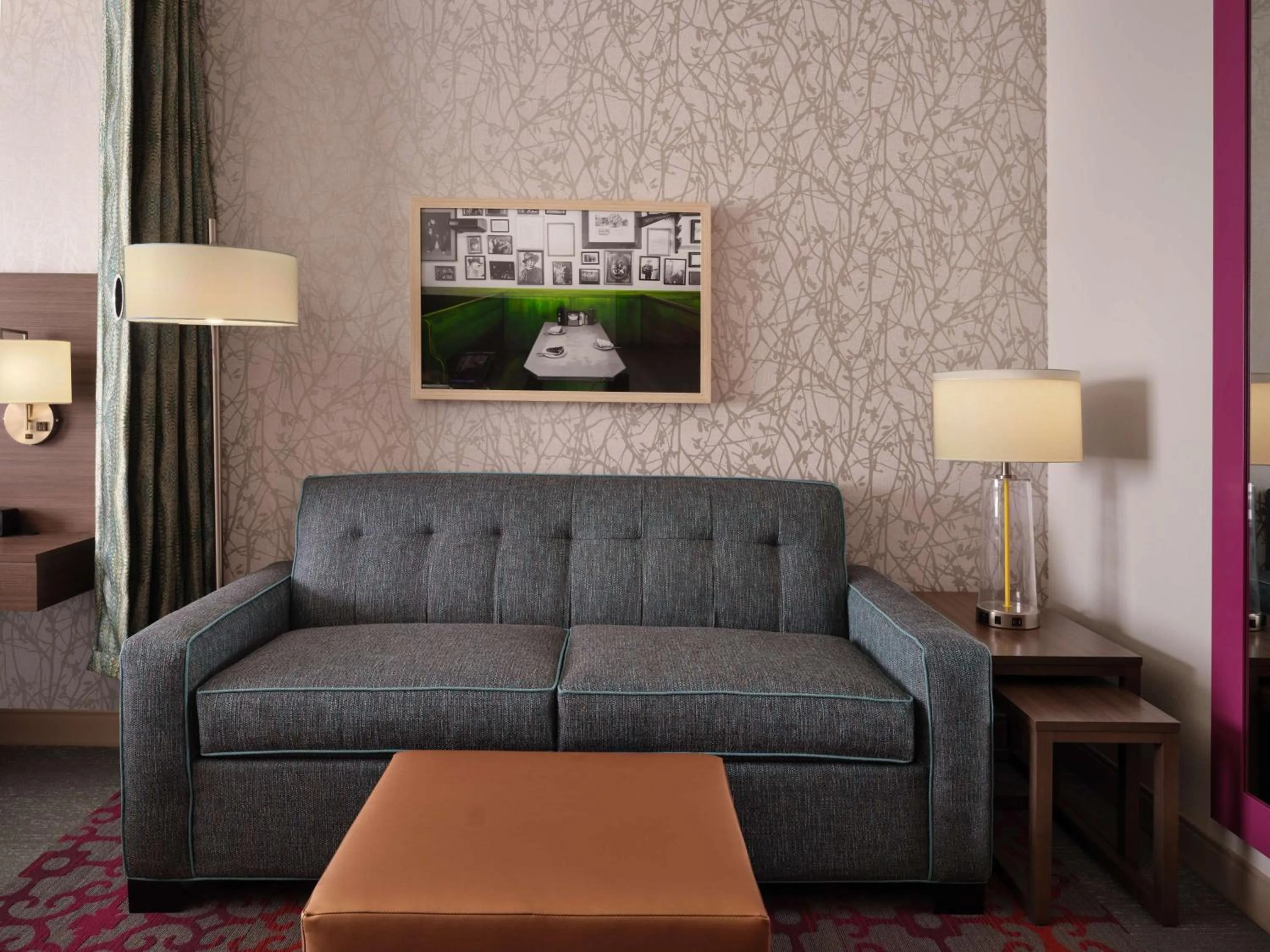 Living room in Home2 Suites By Hilton Tupelo